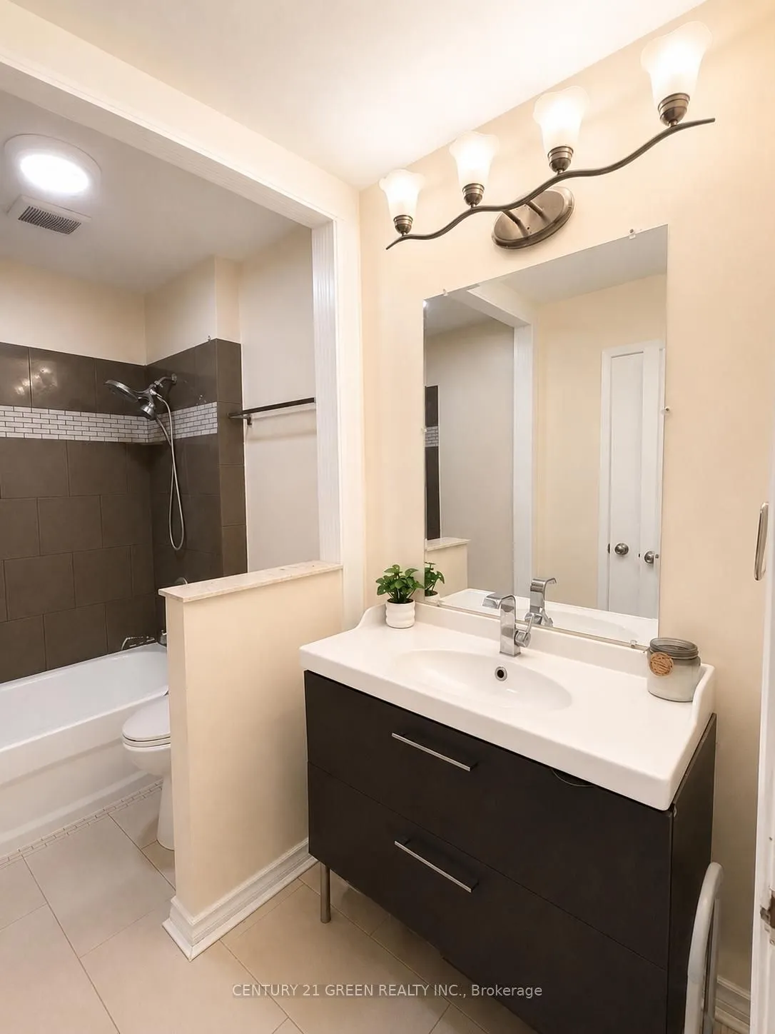 6777 Formentera Avenue #18