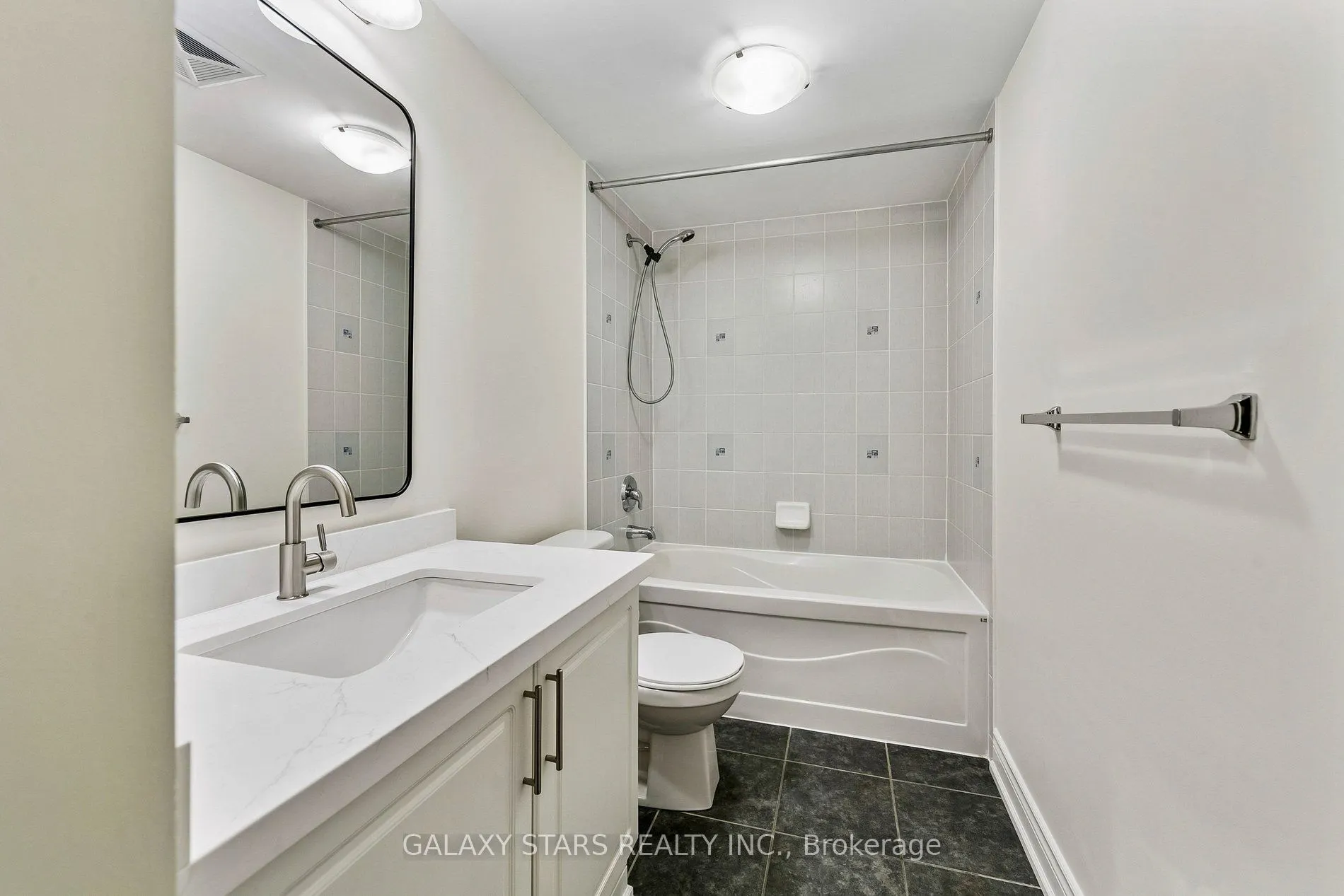 5725 Tenth Line W #16