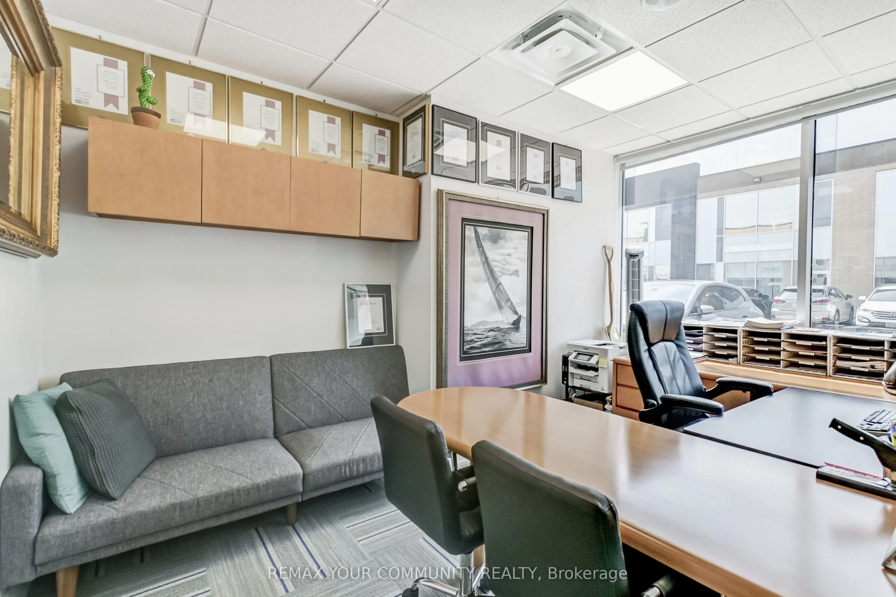 1185 Queensway E #6