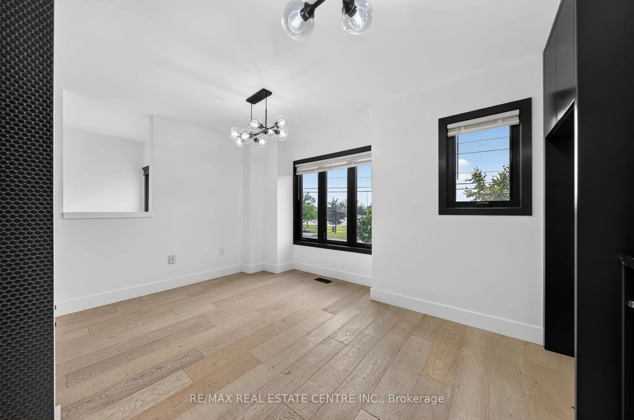 5090 Fairview Street #50