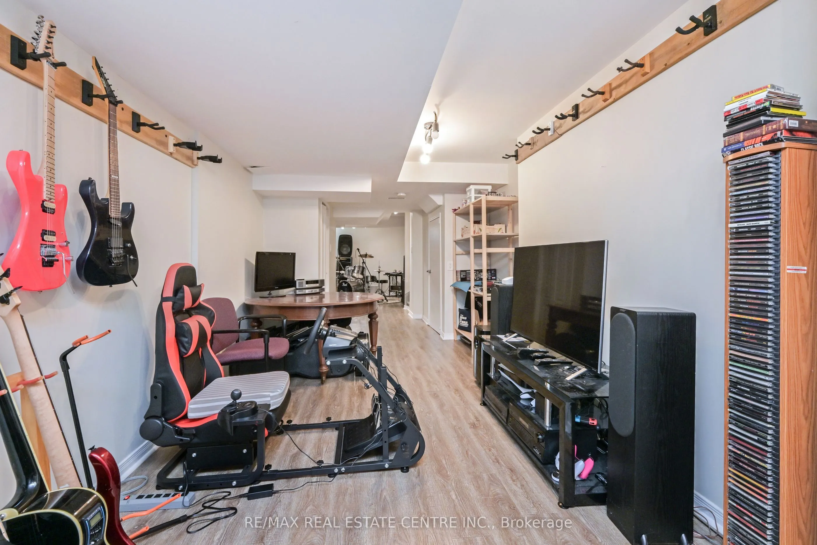 5554 Linwell Place