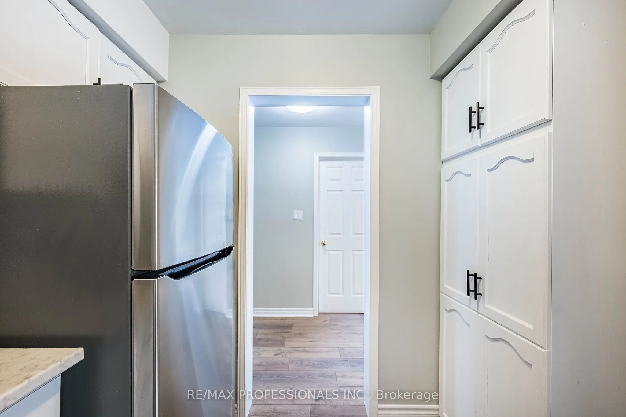 2004 Glenada Crescent #23