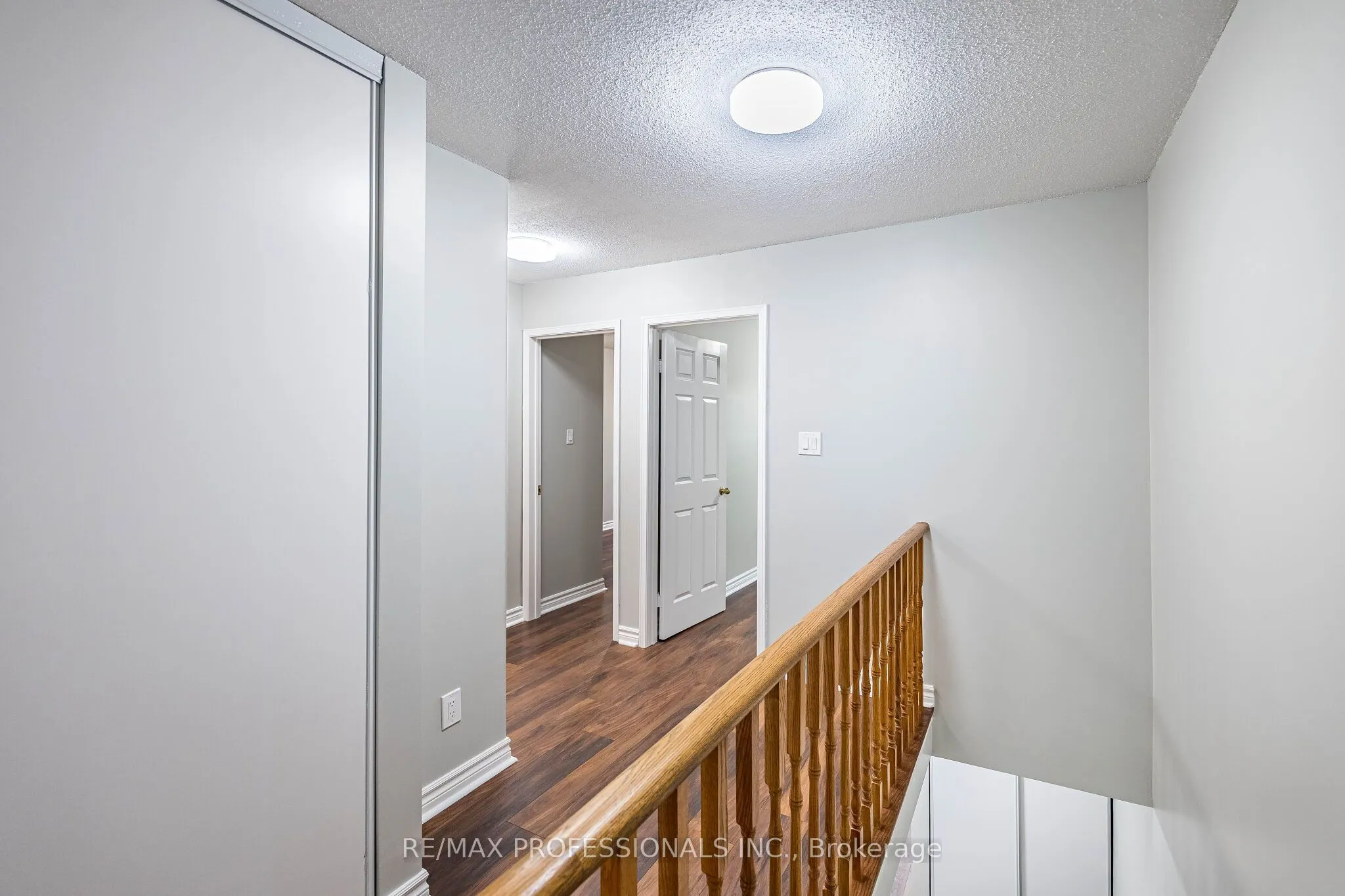2004 Glenada Crescent #23