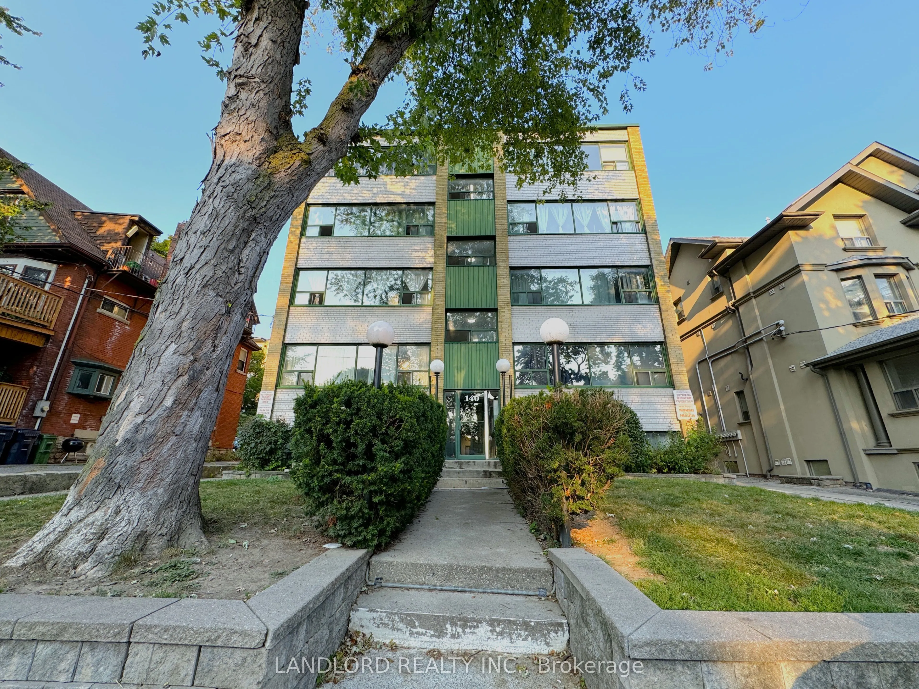 140 Springhurst Avenue #1