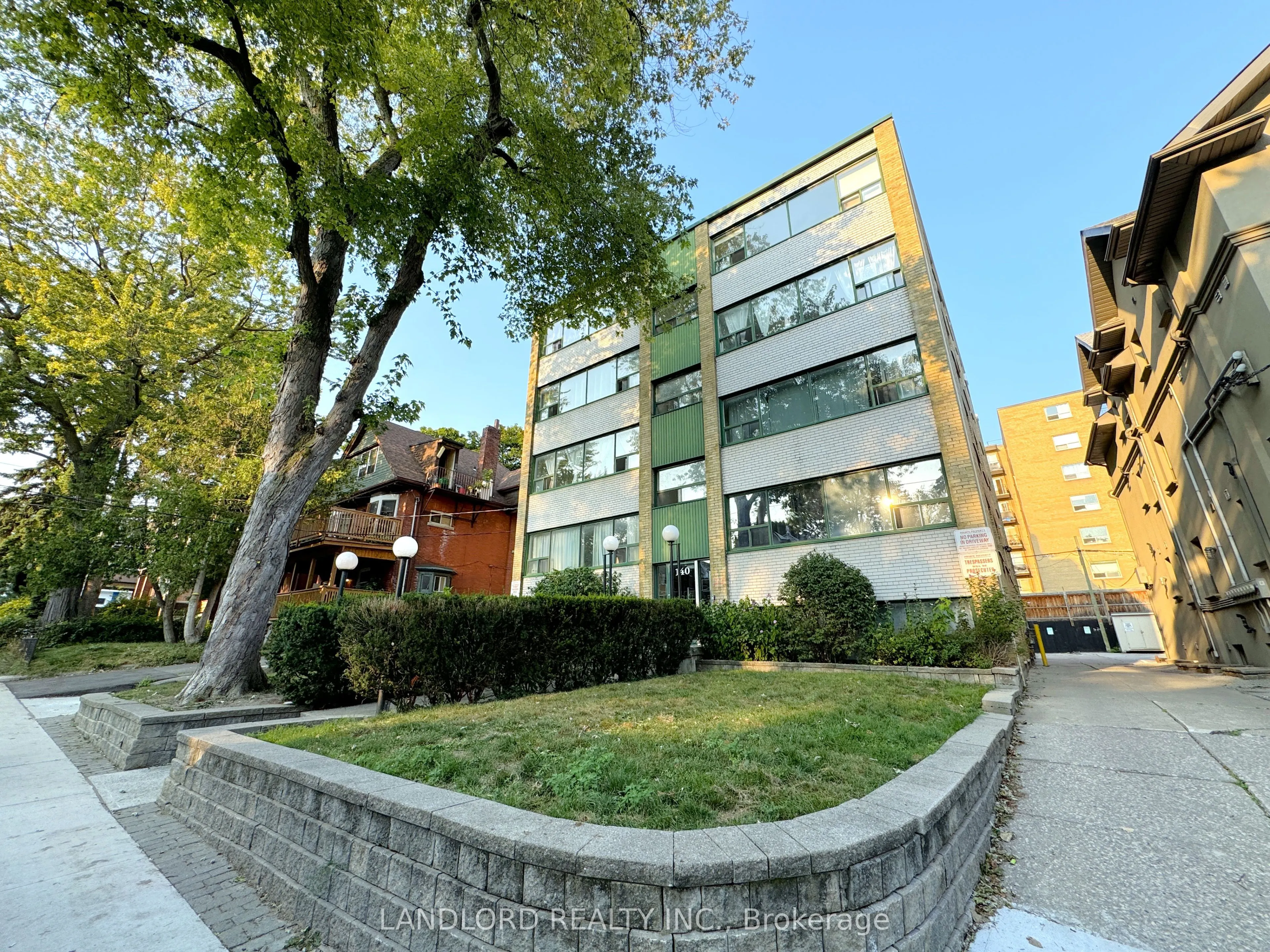 140 Springhurst Avenue #1