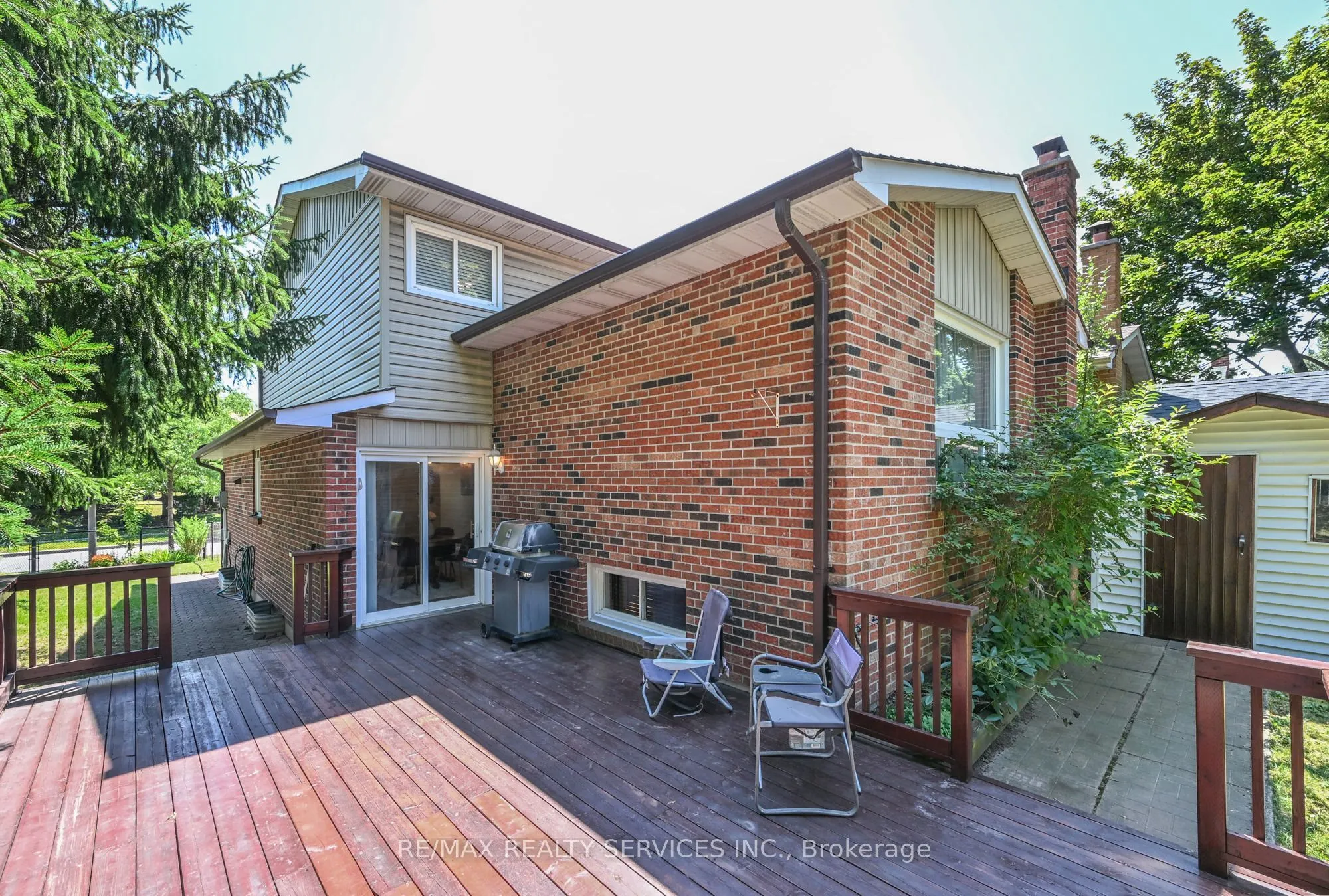 2 Lindridge Avenue
