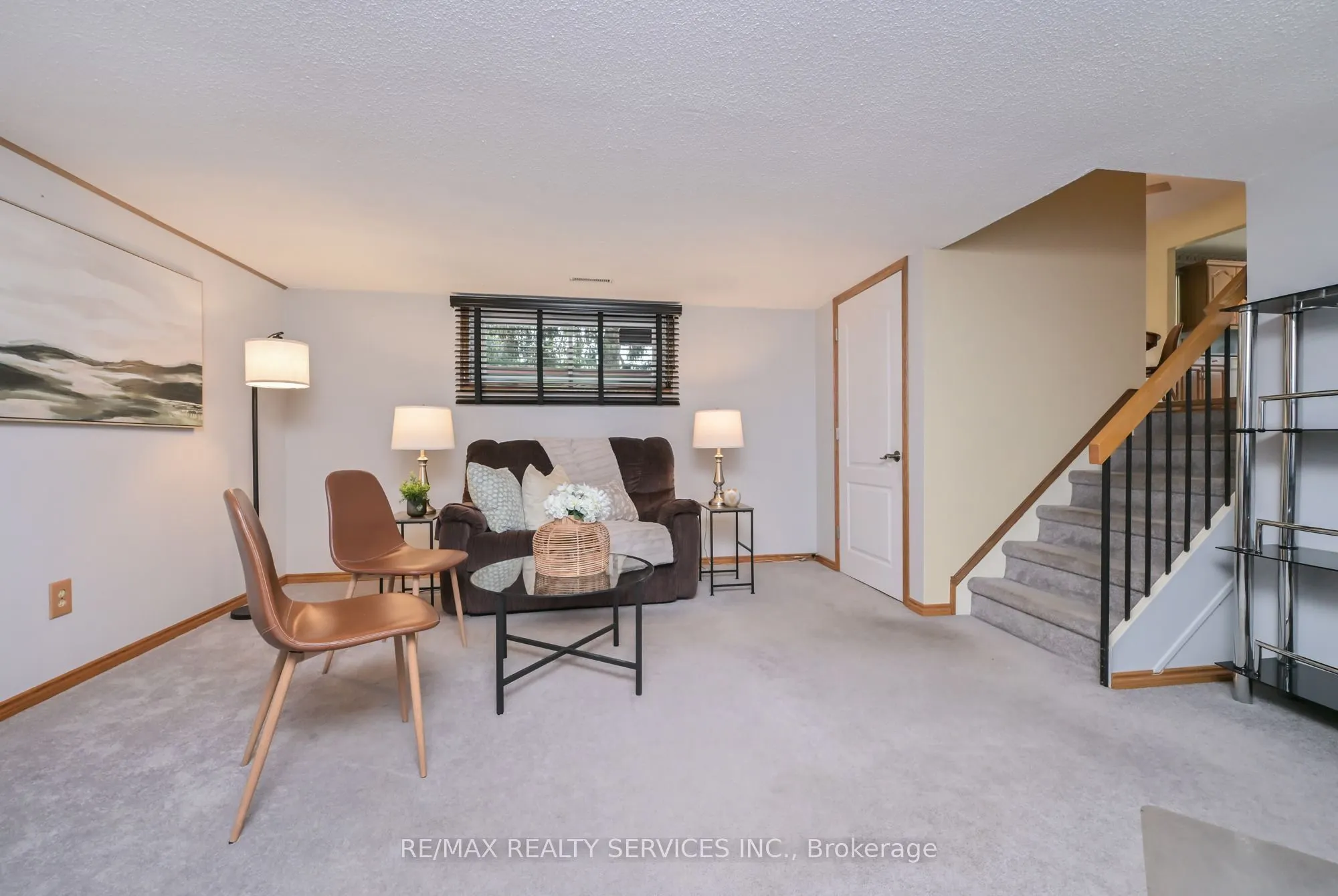 2 Lindridge Avenue