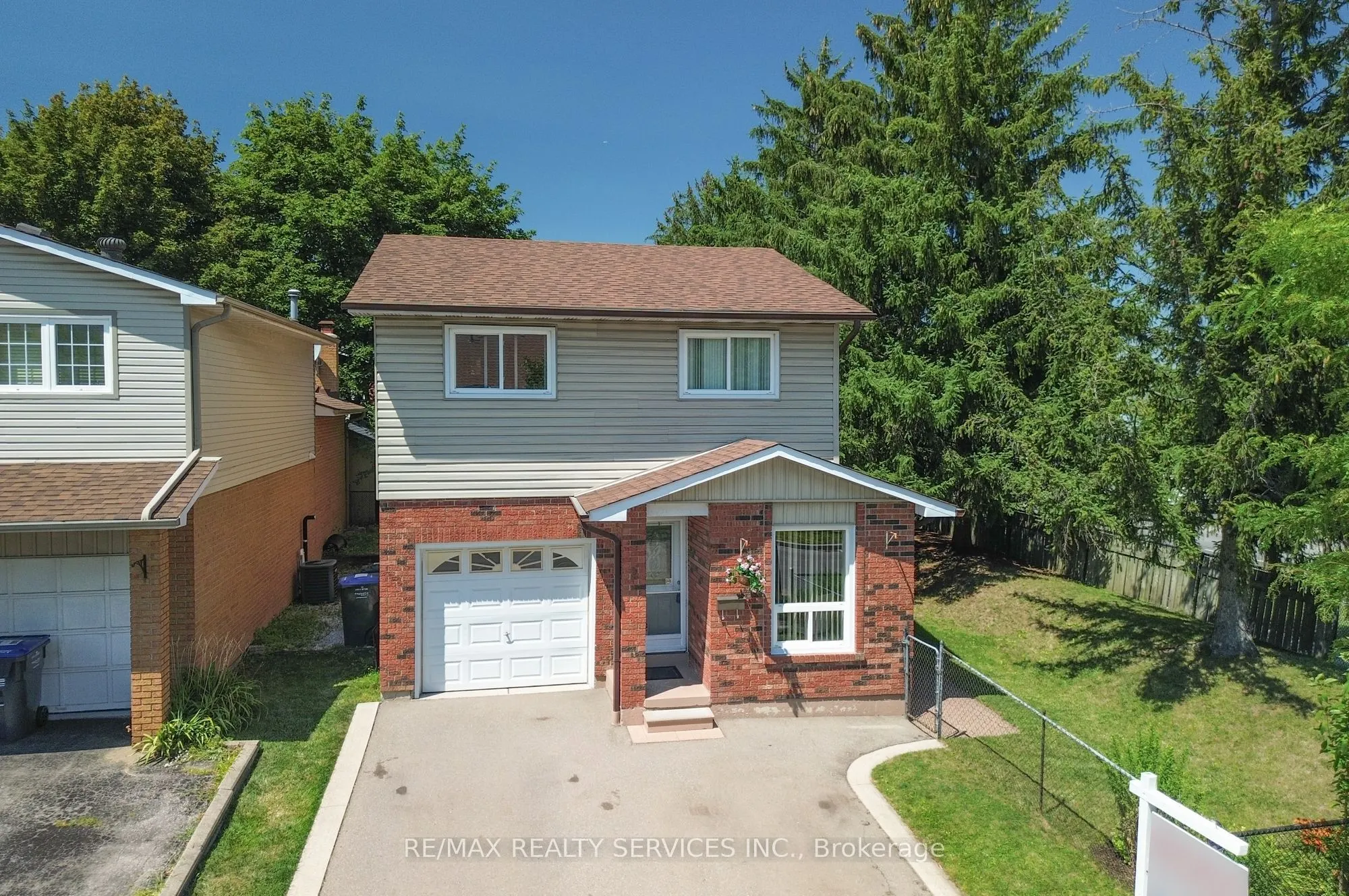 2 Lindridge Avenue