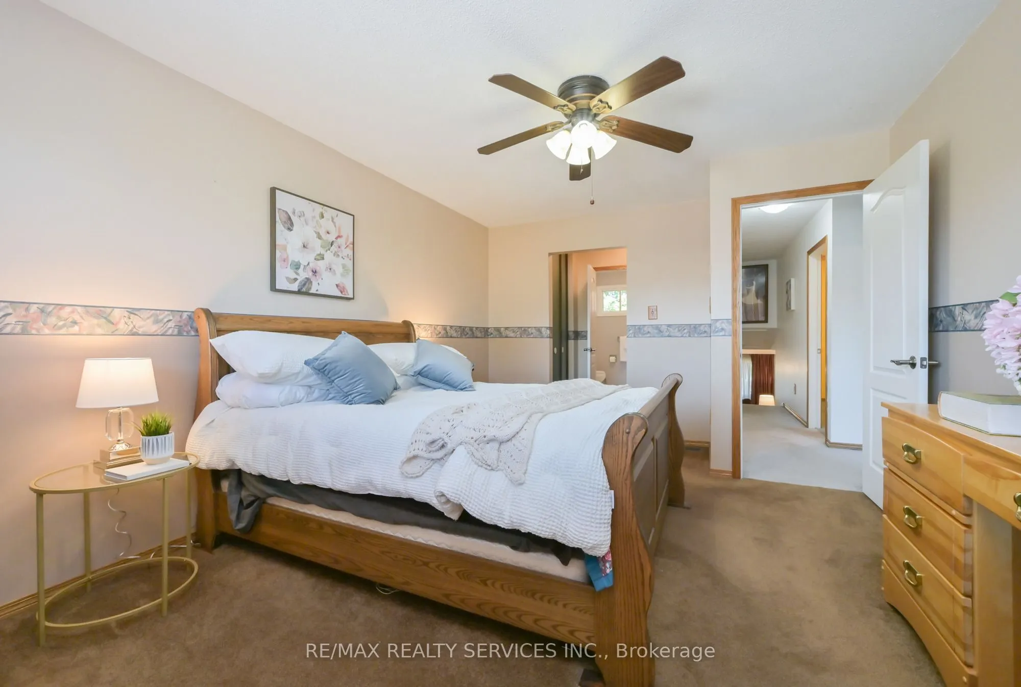2 Lindridge Avenue