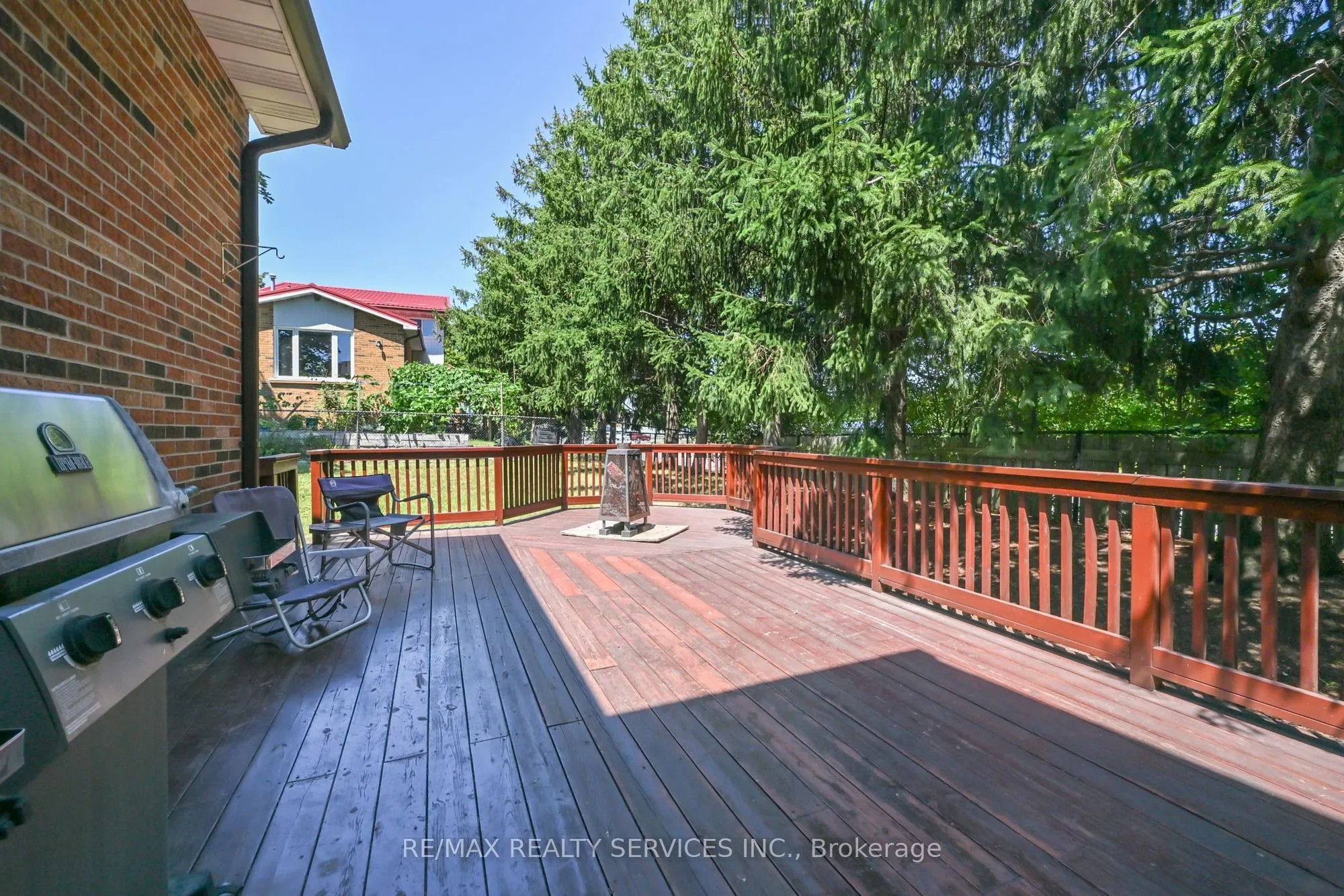 2 Lindridge Avenue