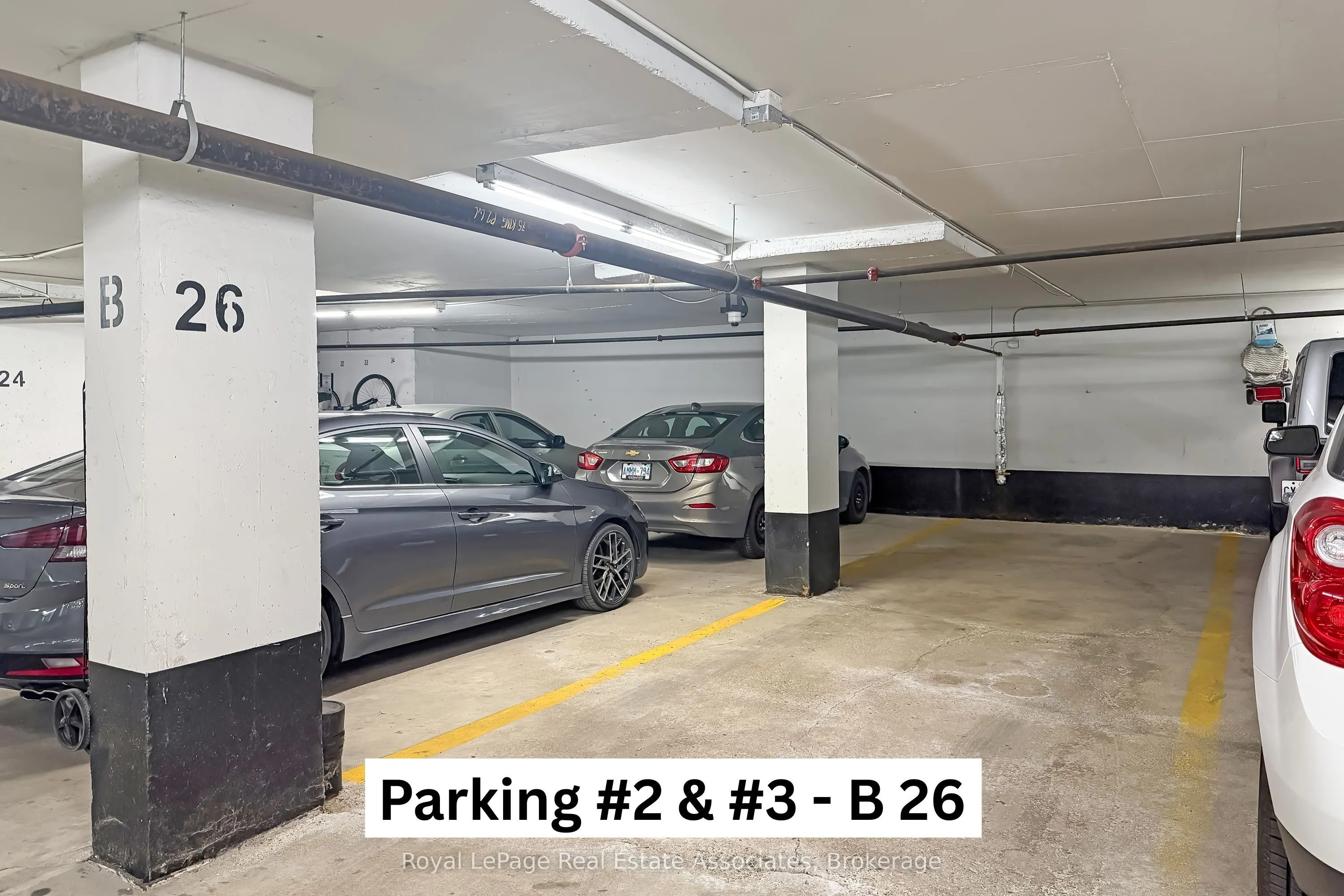 75 King Street E #1611