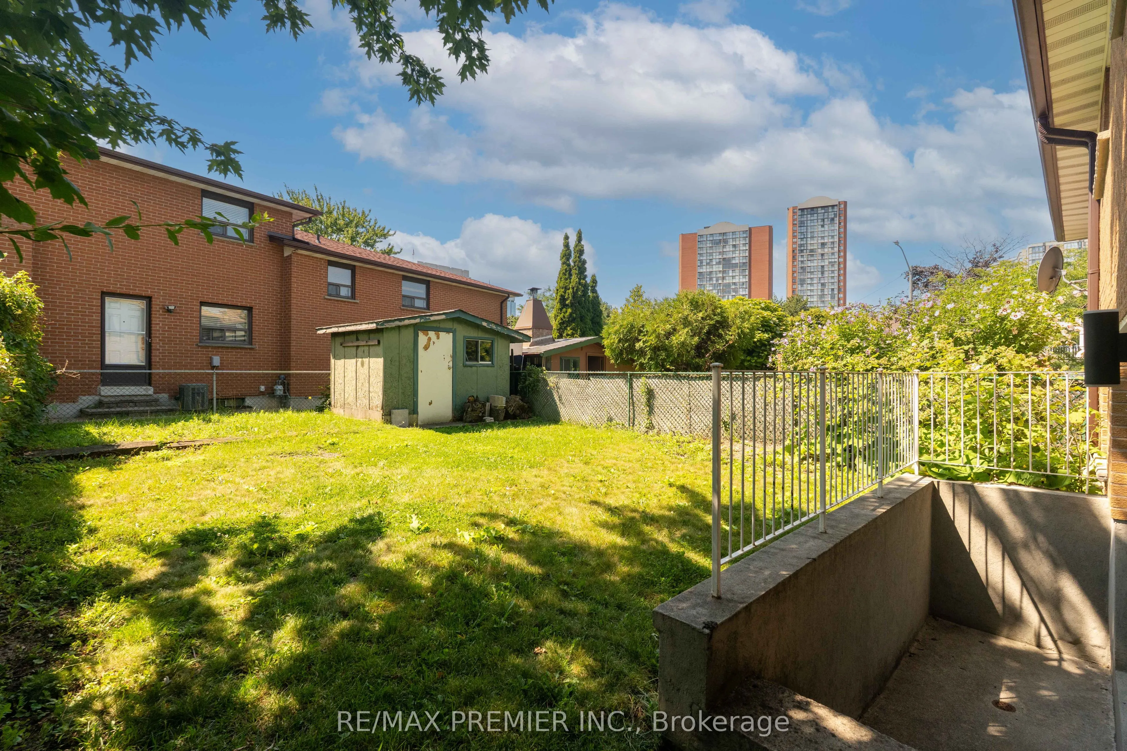 4178 Dursley Crescent