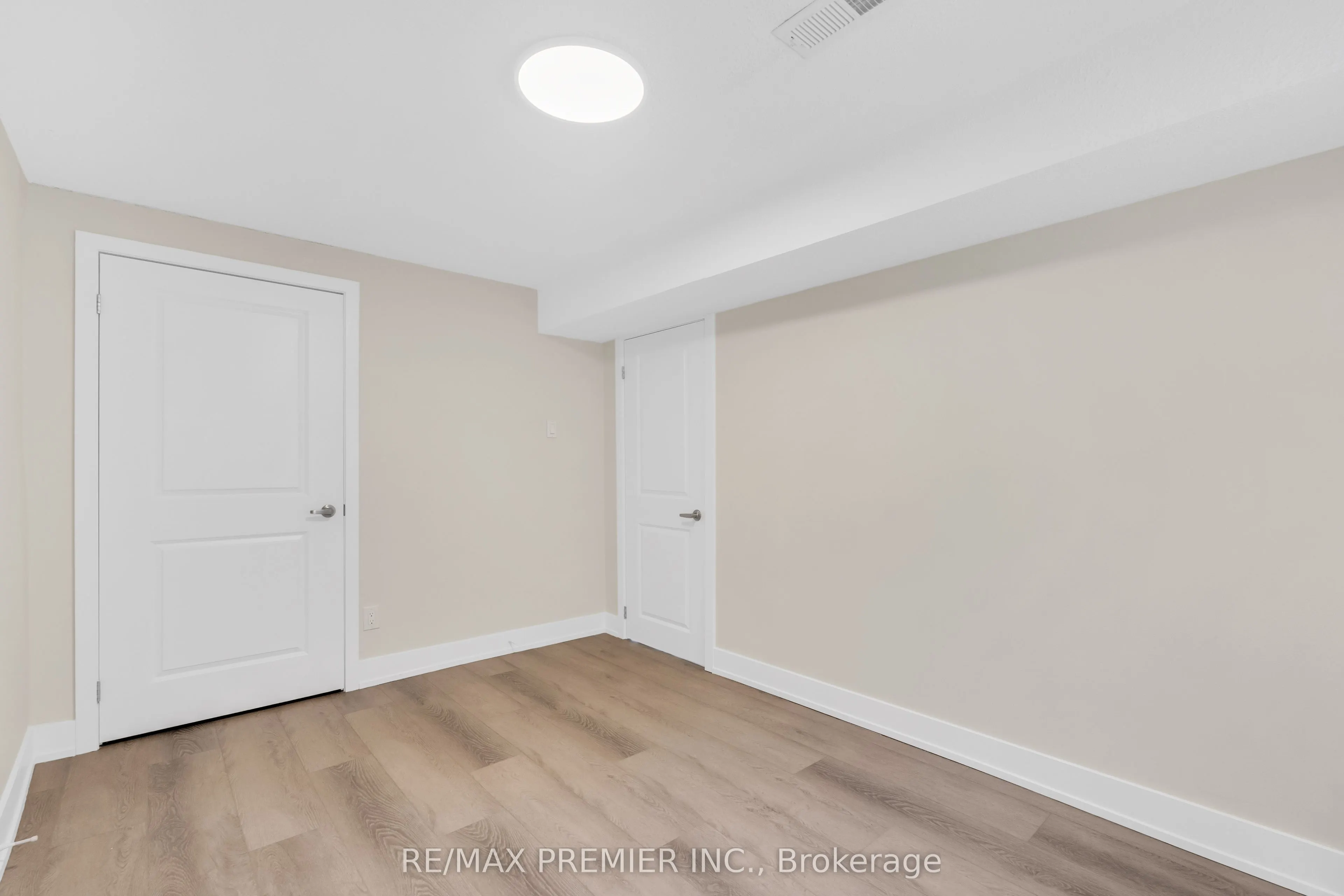 4178 Dursley Crescent