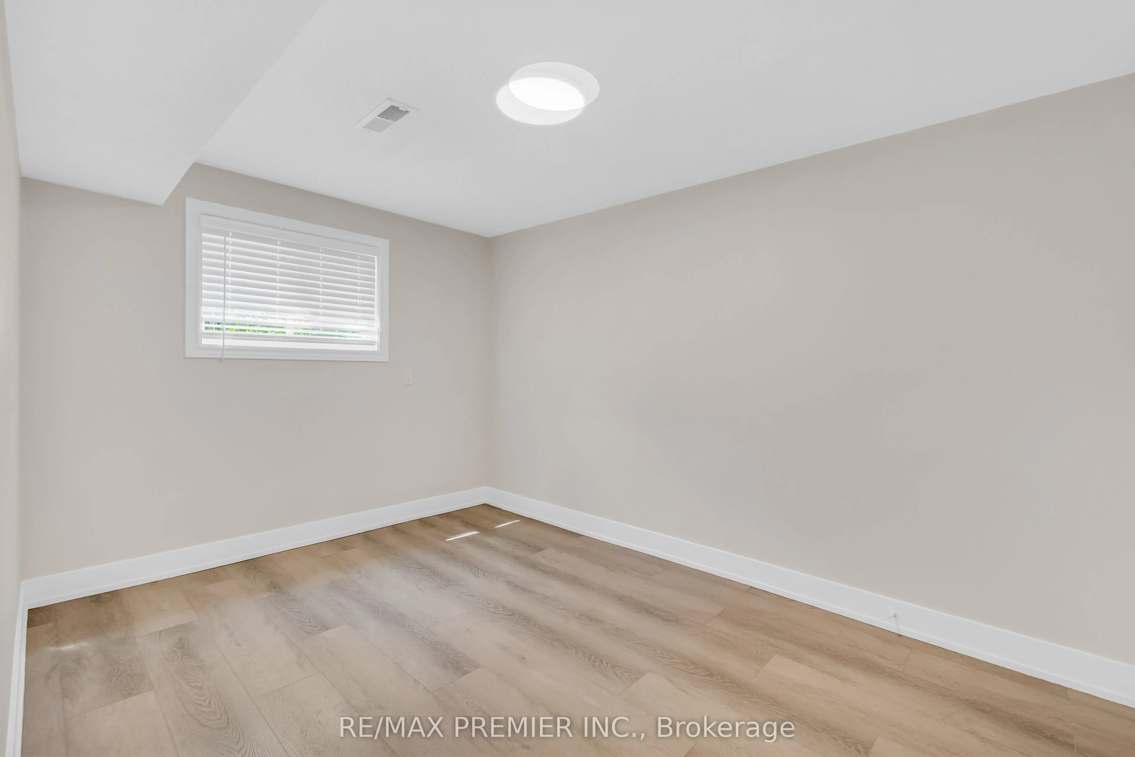 4178 Dursley Crescent