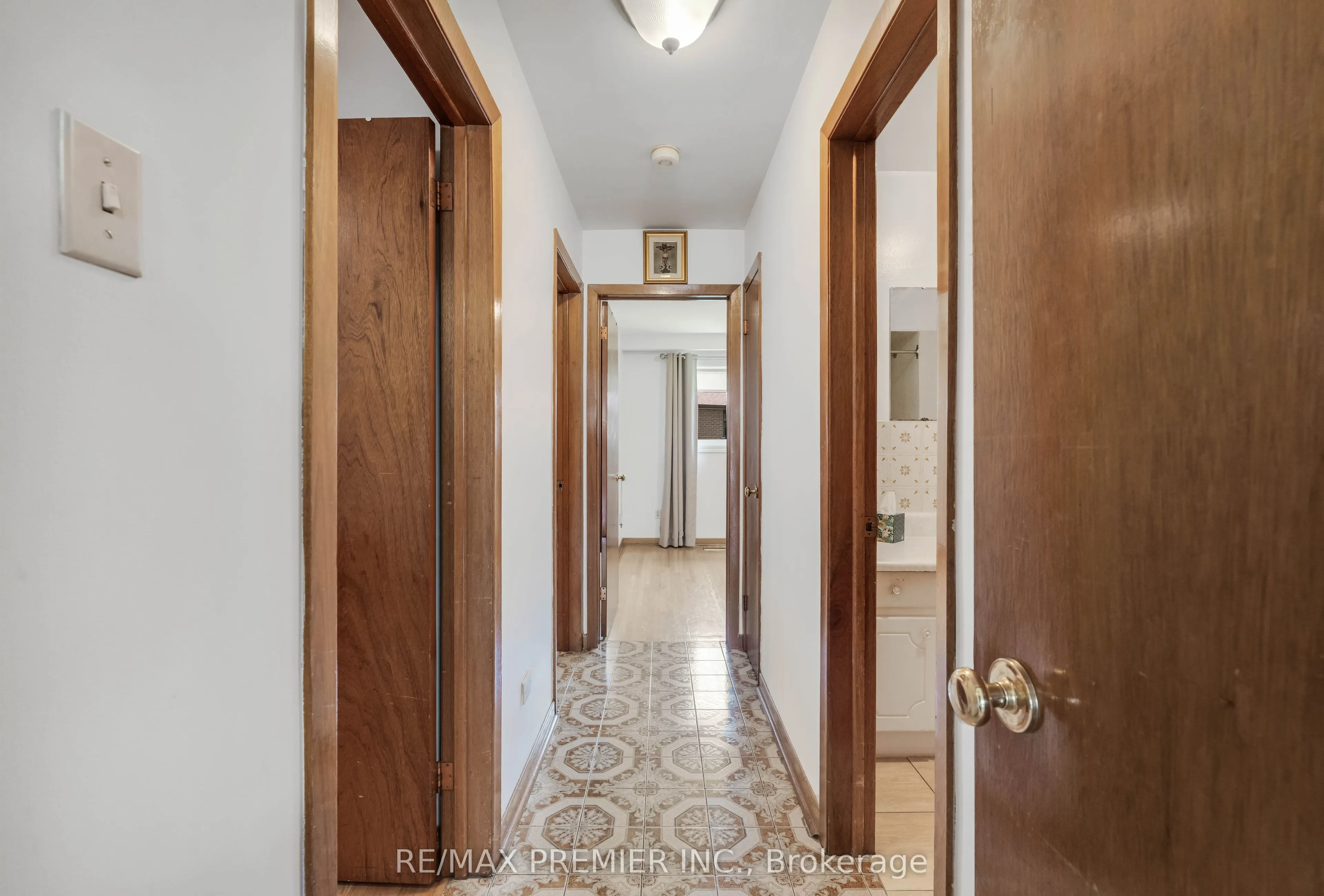 4178 Dursley Crescent