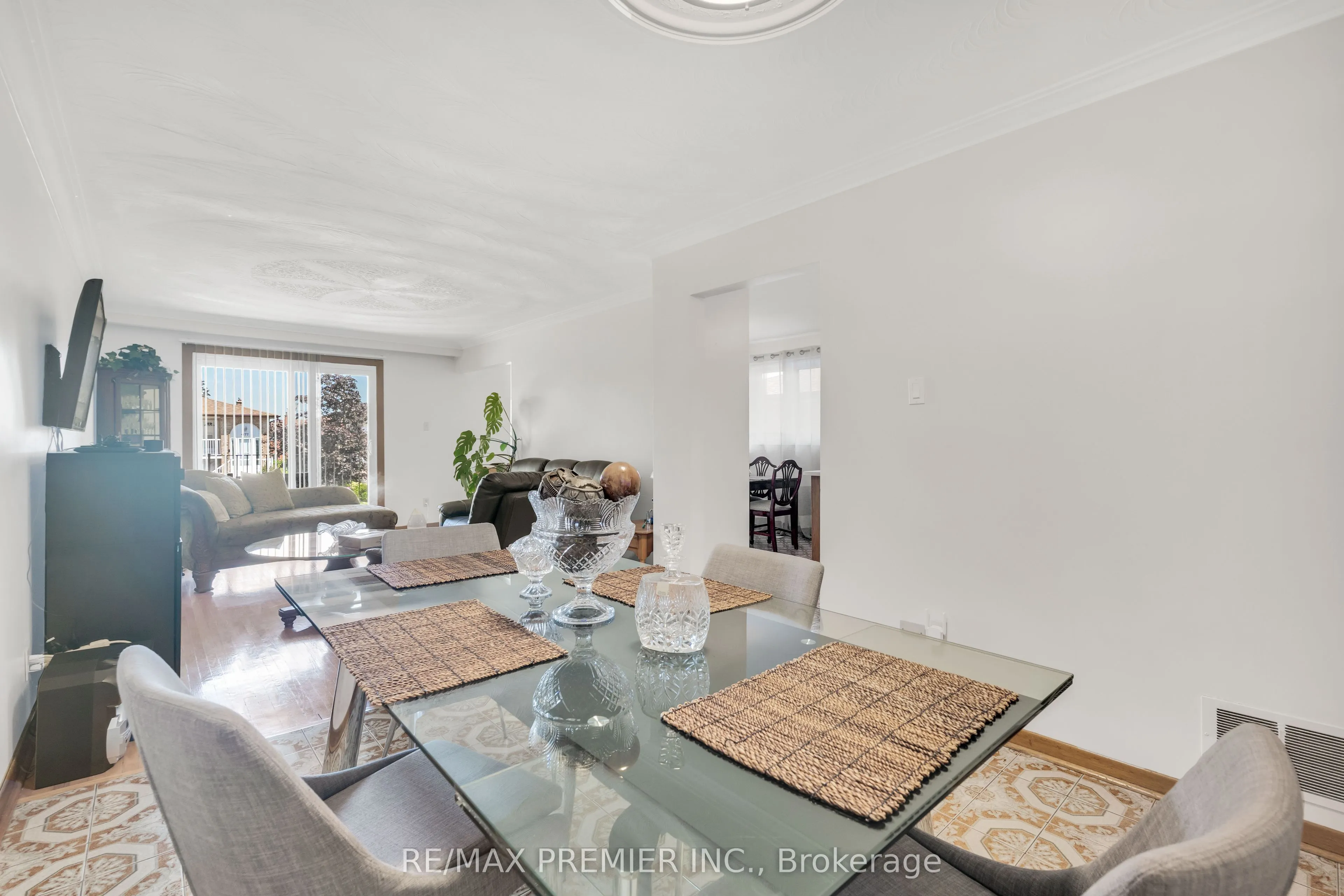 4178 Dursley Crescent