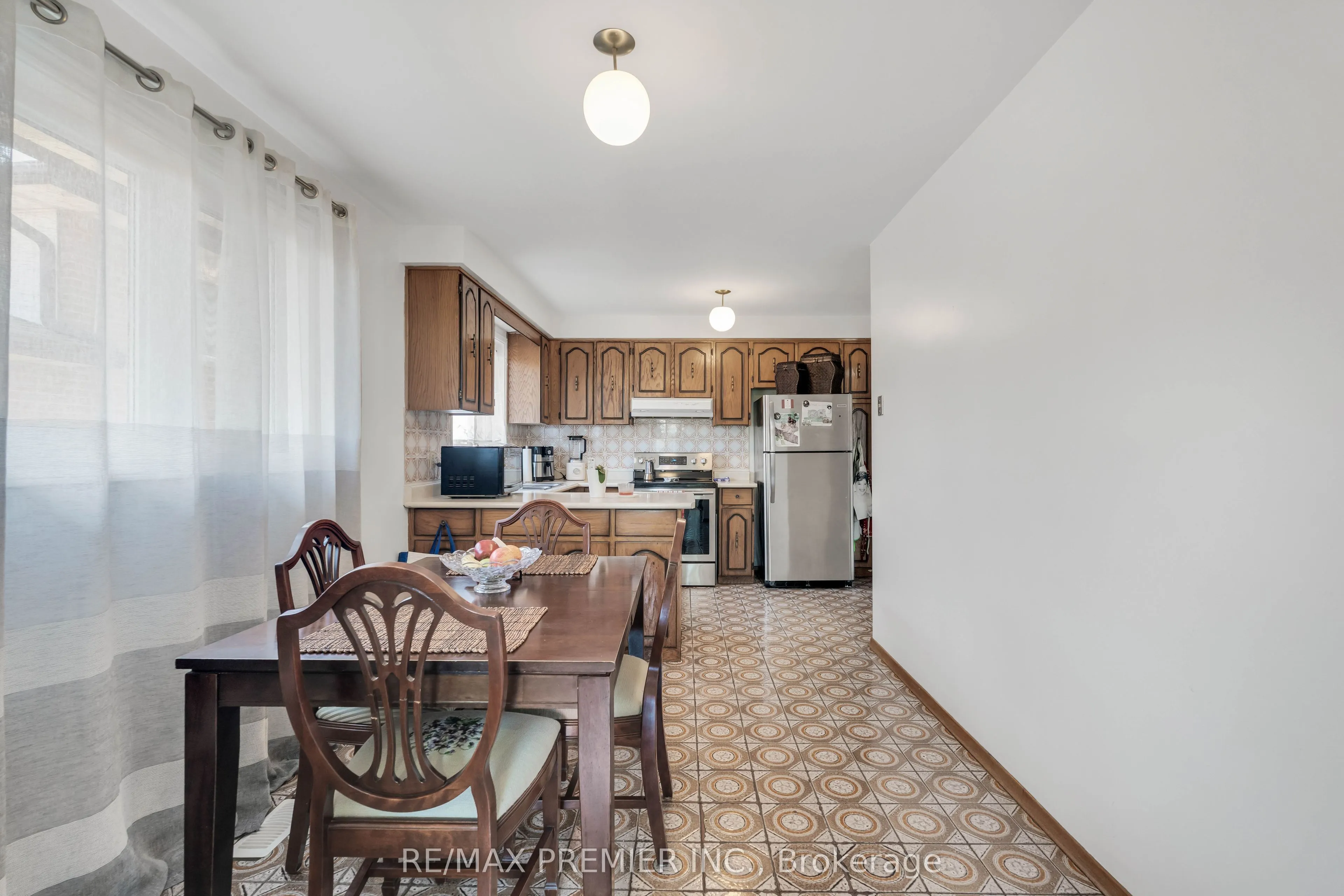 4178 Dursley Crescent