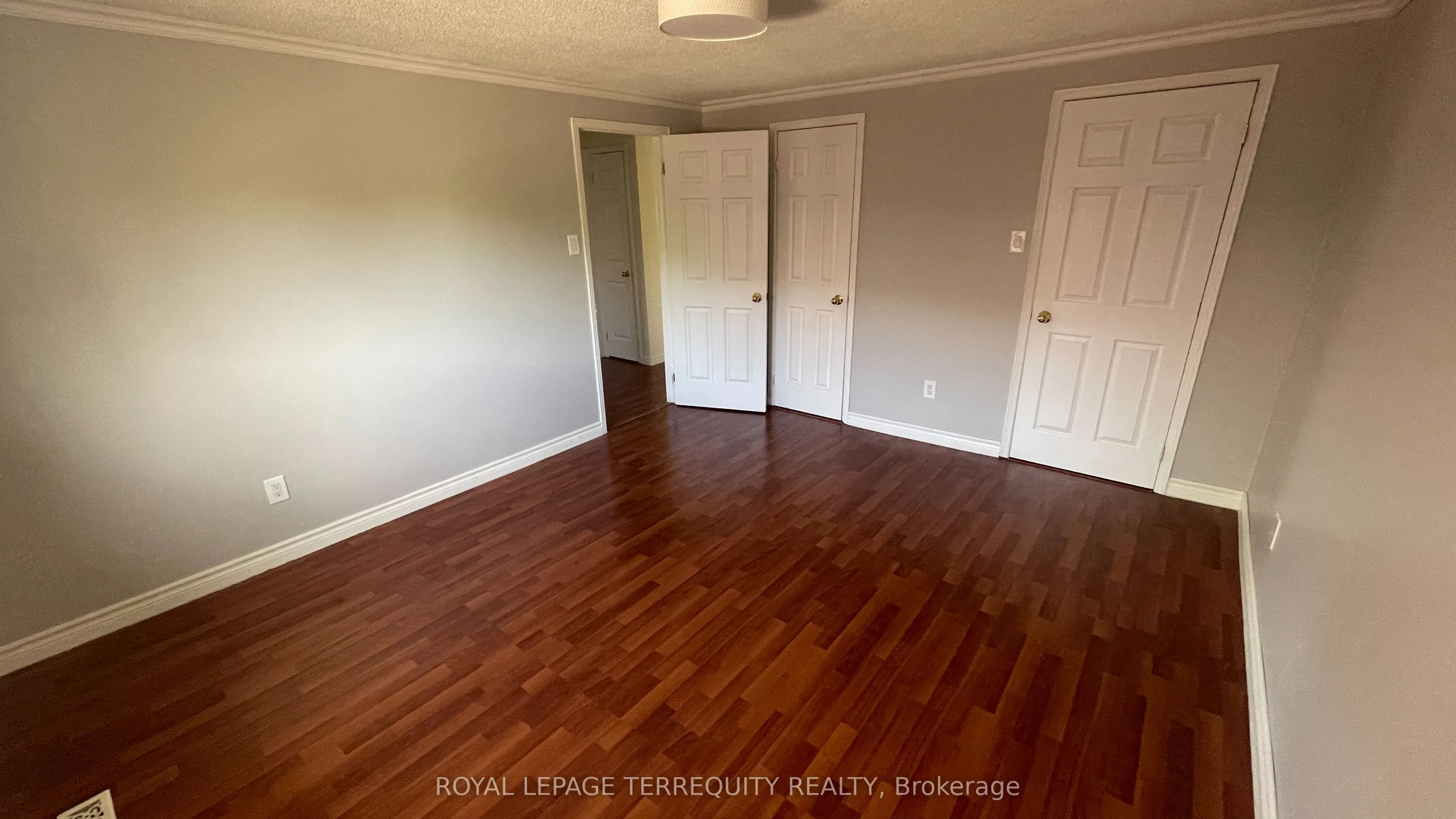 3151 Bracknell Crescent