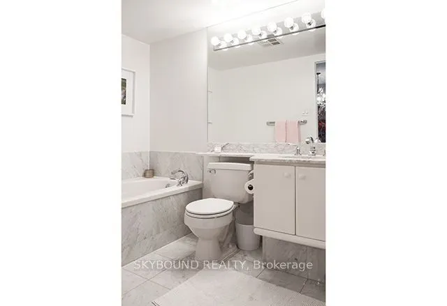2287 Lake Shore Boulevard W #505
