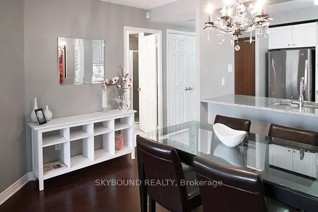 2287 Lake Shore Boulevard W #505