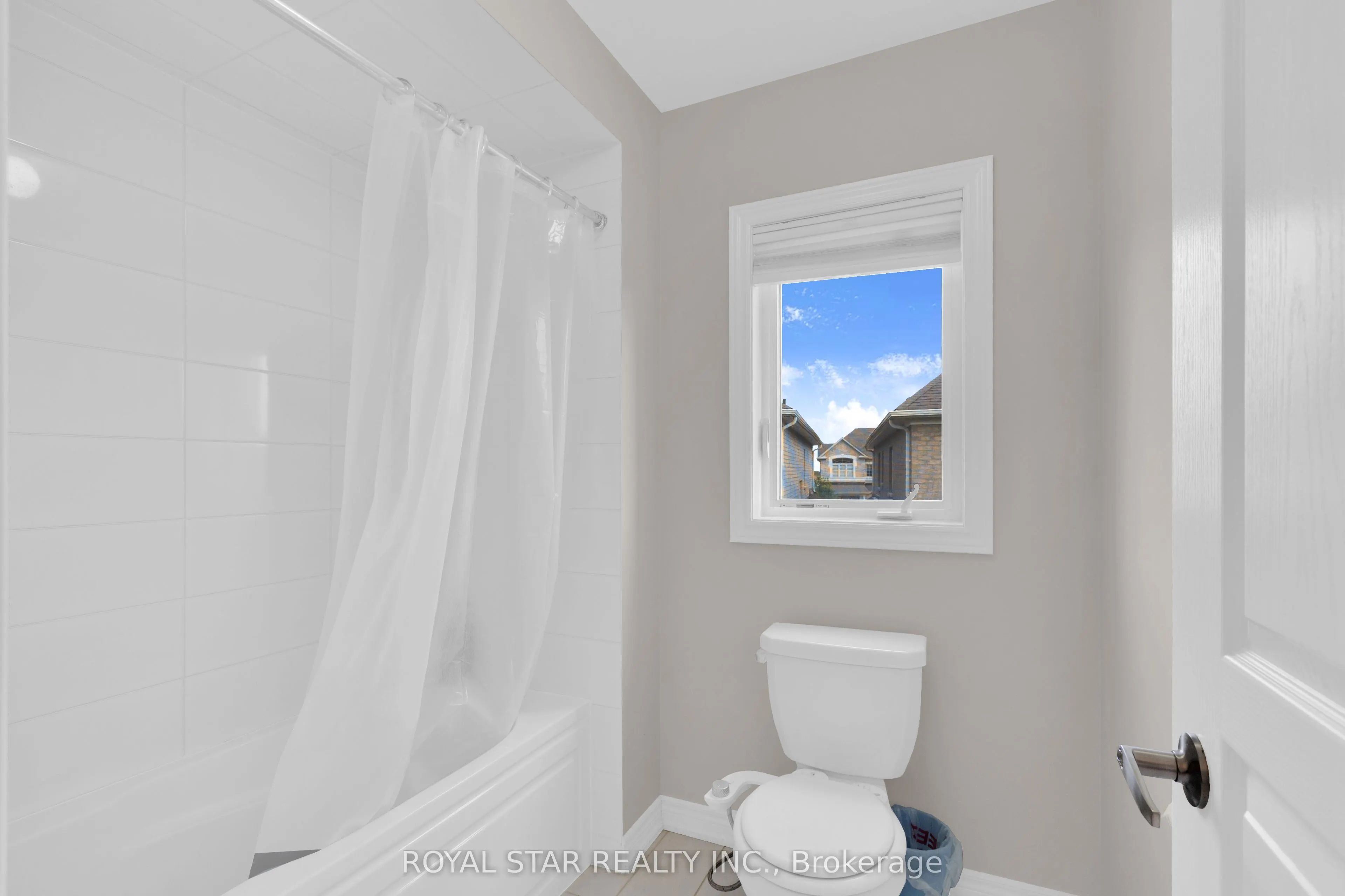 50 Brookwater Crescent