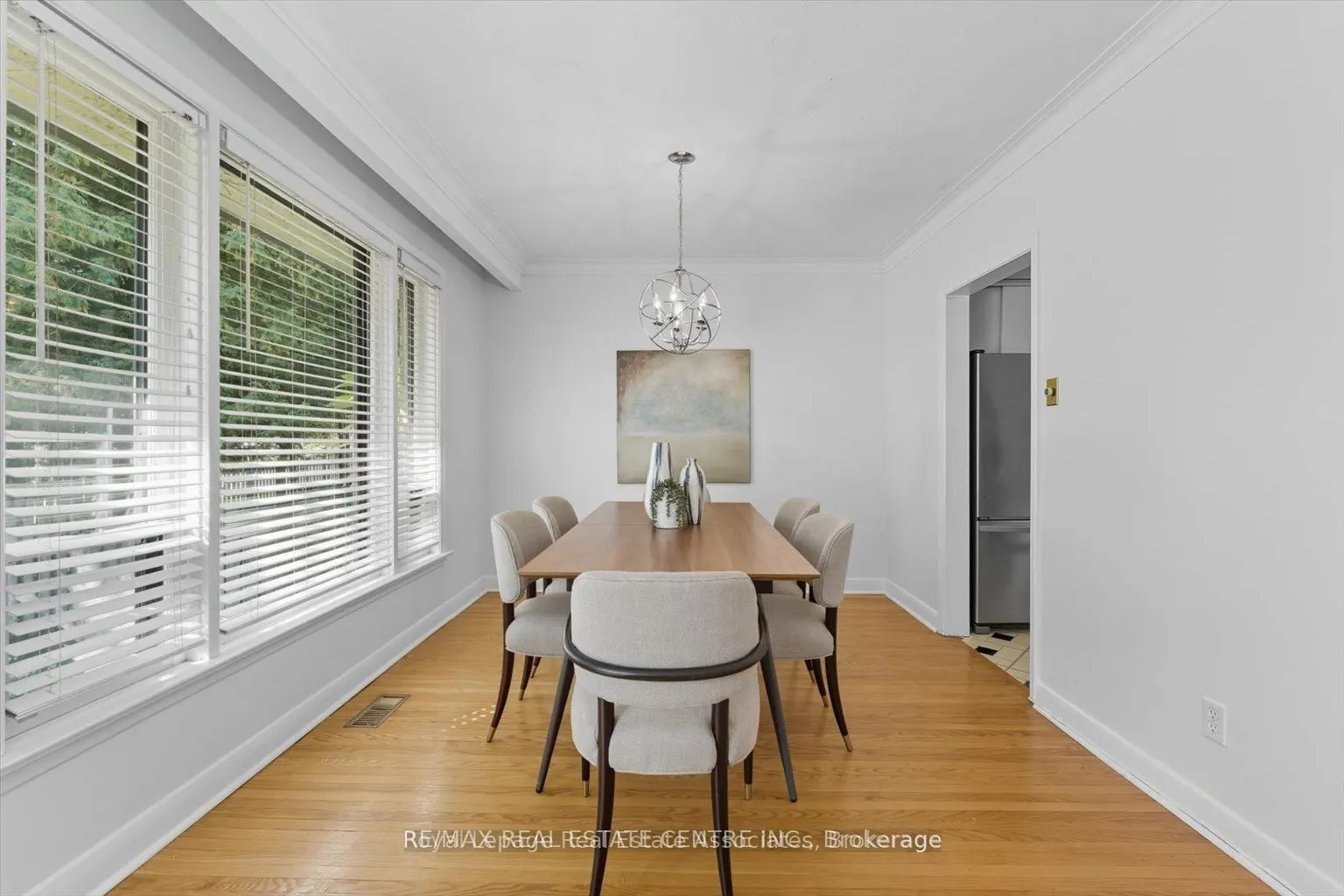 1229 Welwyn Drive #upper