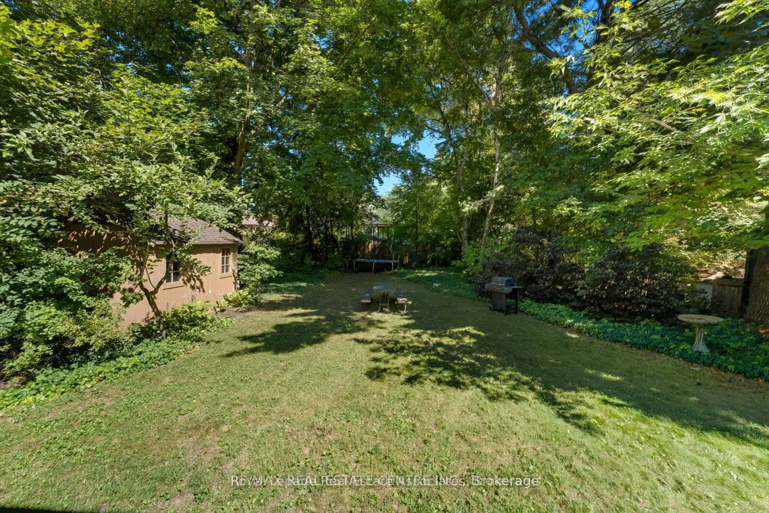 1229 Welwyn Drive #upper