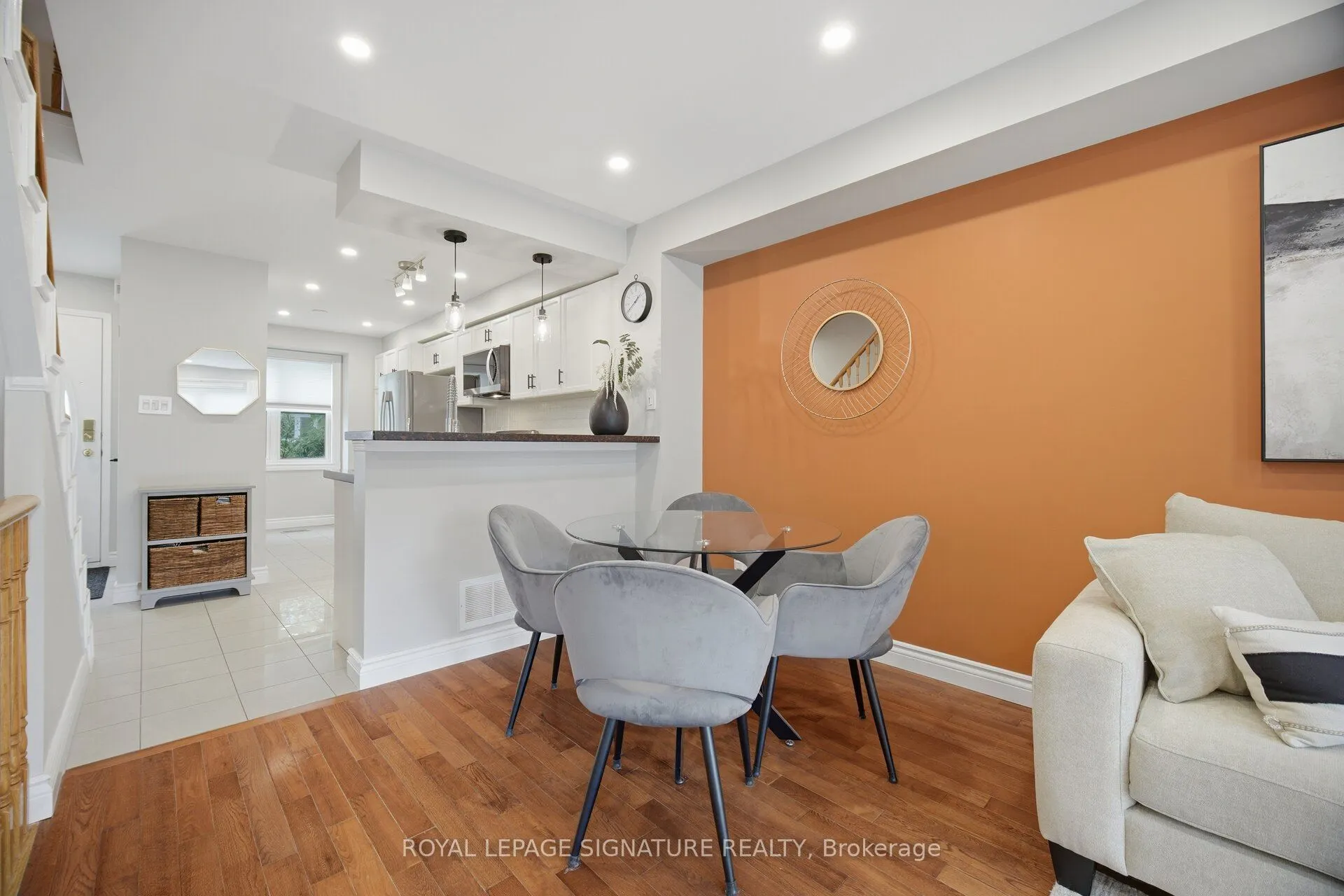 5940 Glen Erin Drive #19A