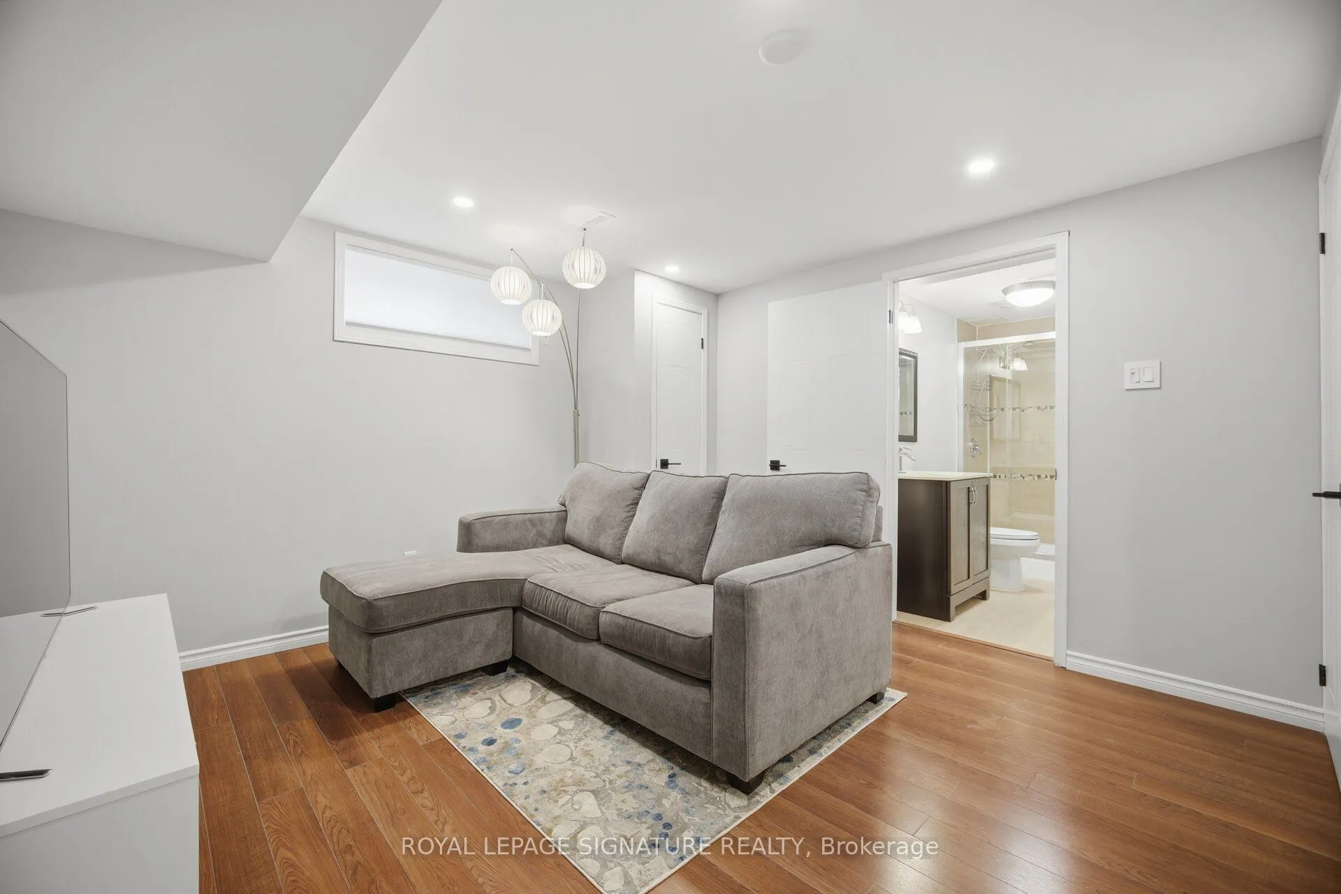 5940 Glen Erin Drive #19A