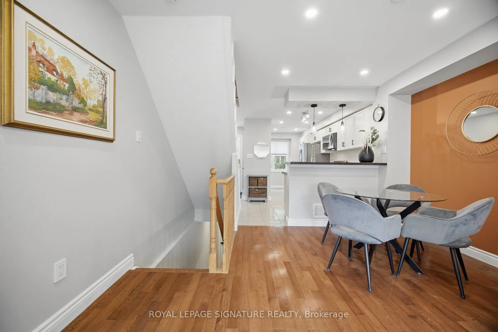 5940 Glen Erin Drive #19A