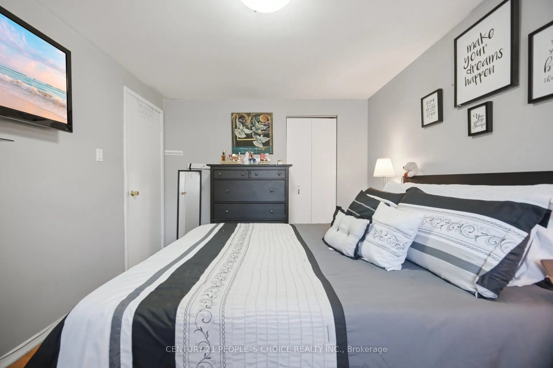 79 Fleetwood Crescent #79