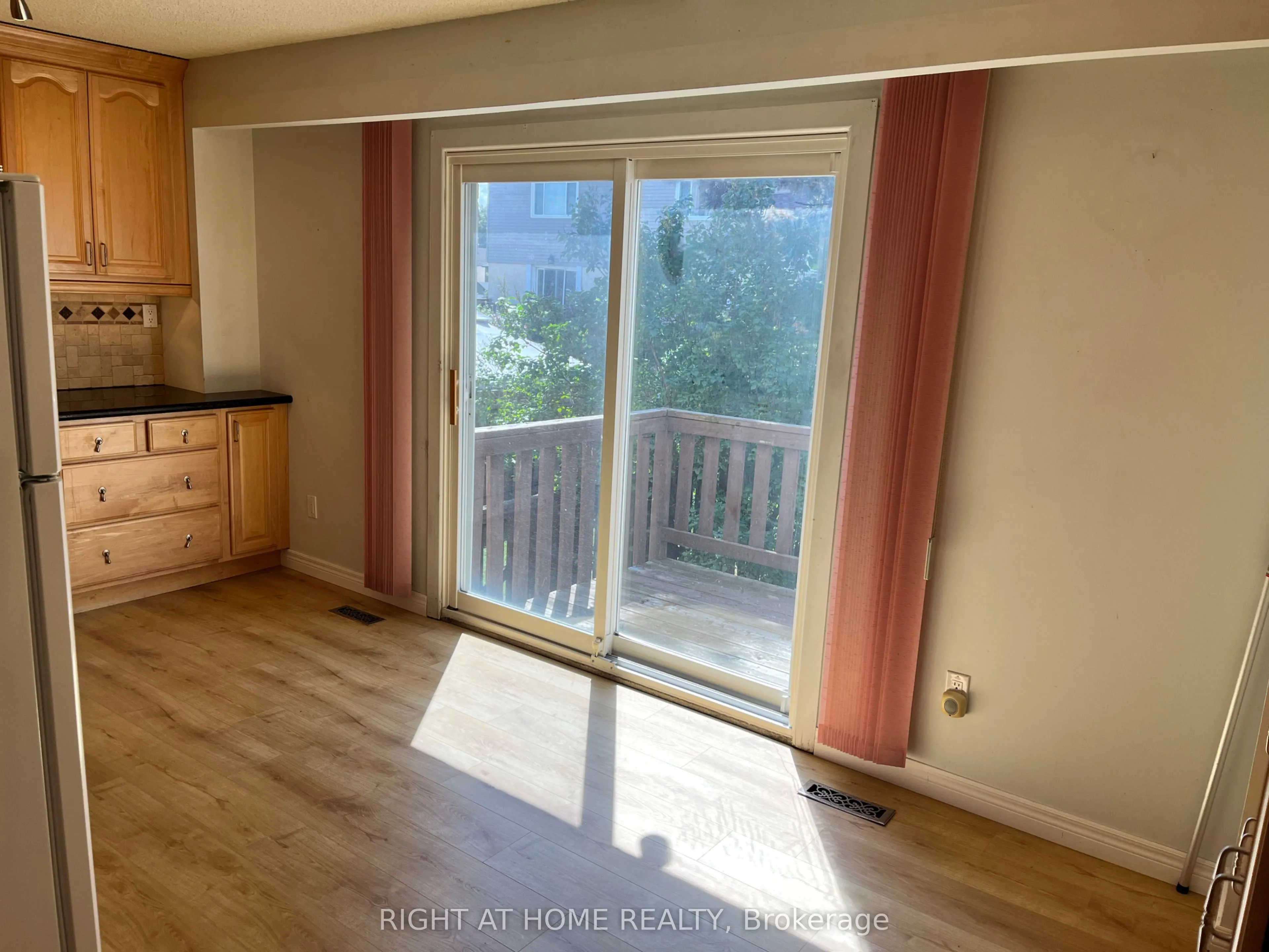 70 Carisbrooke Court #70