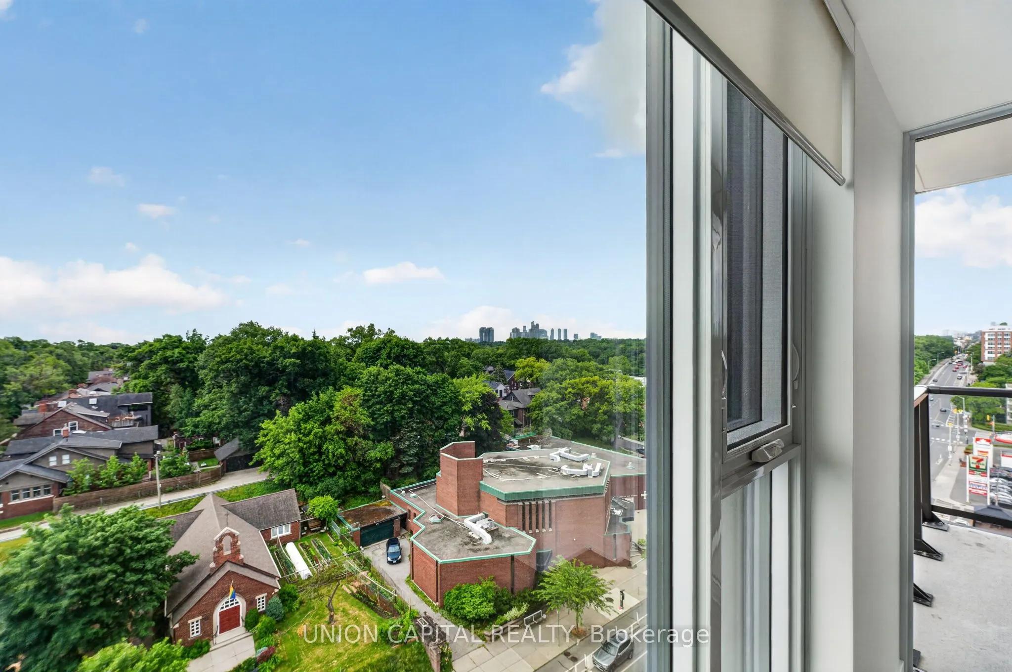 1660 Bloor Street W #910