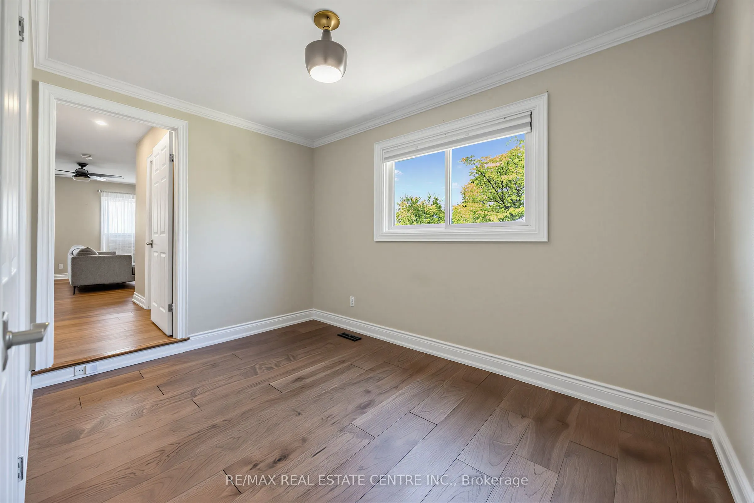 365 Lynn Place