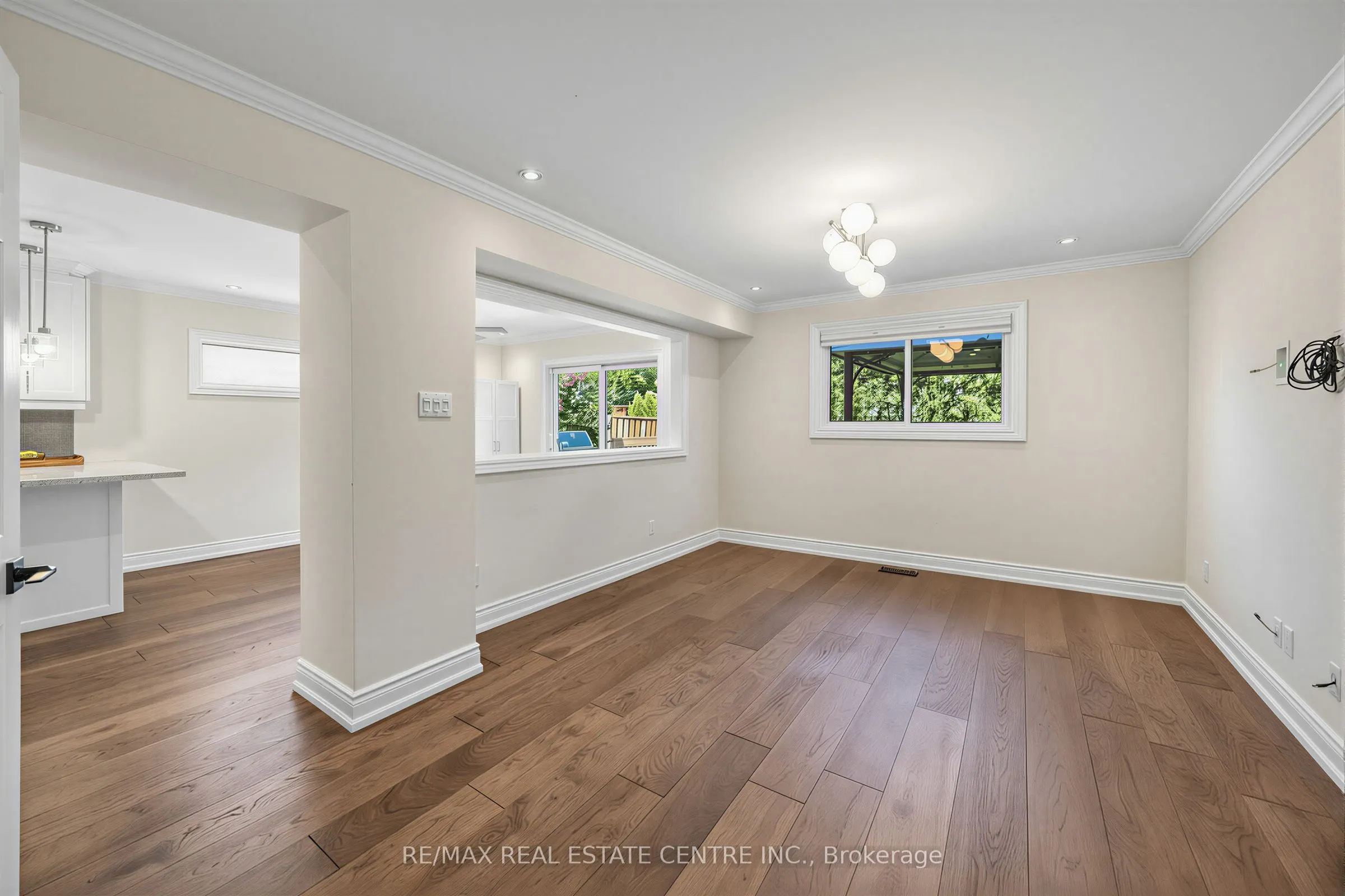365 Lynn Place