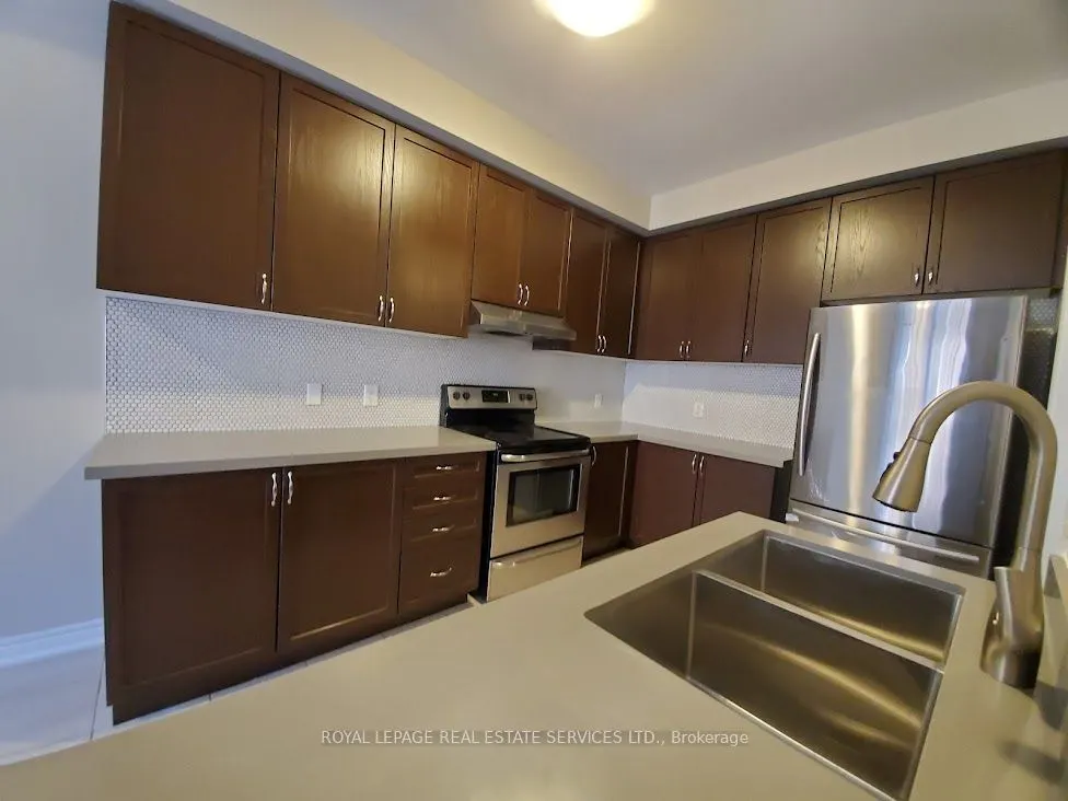 39 Vezna Crescent