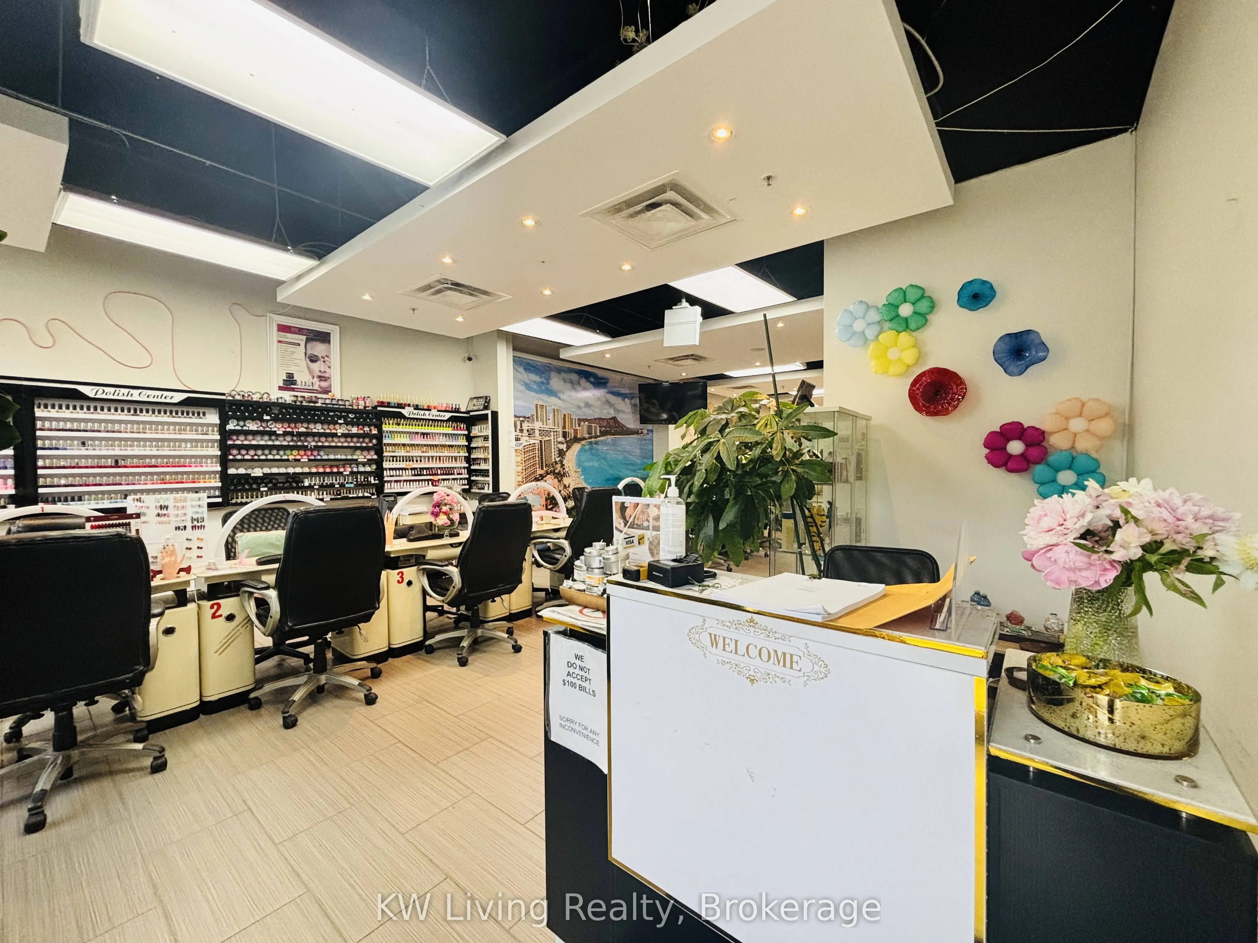 1642 Bloor Street W