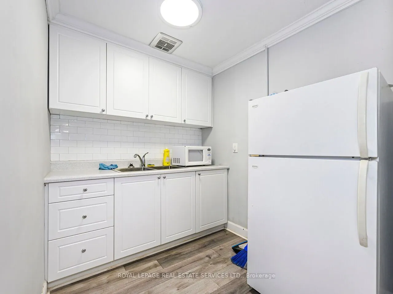 3120 Kirwin Avenue #1109