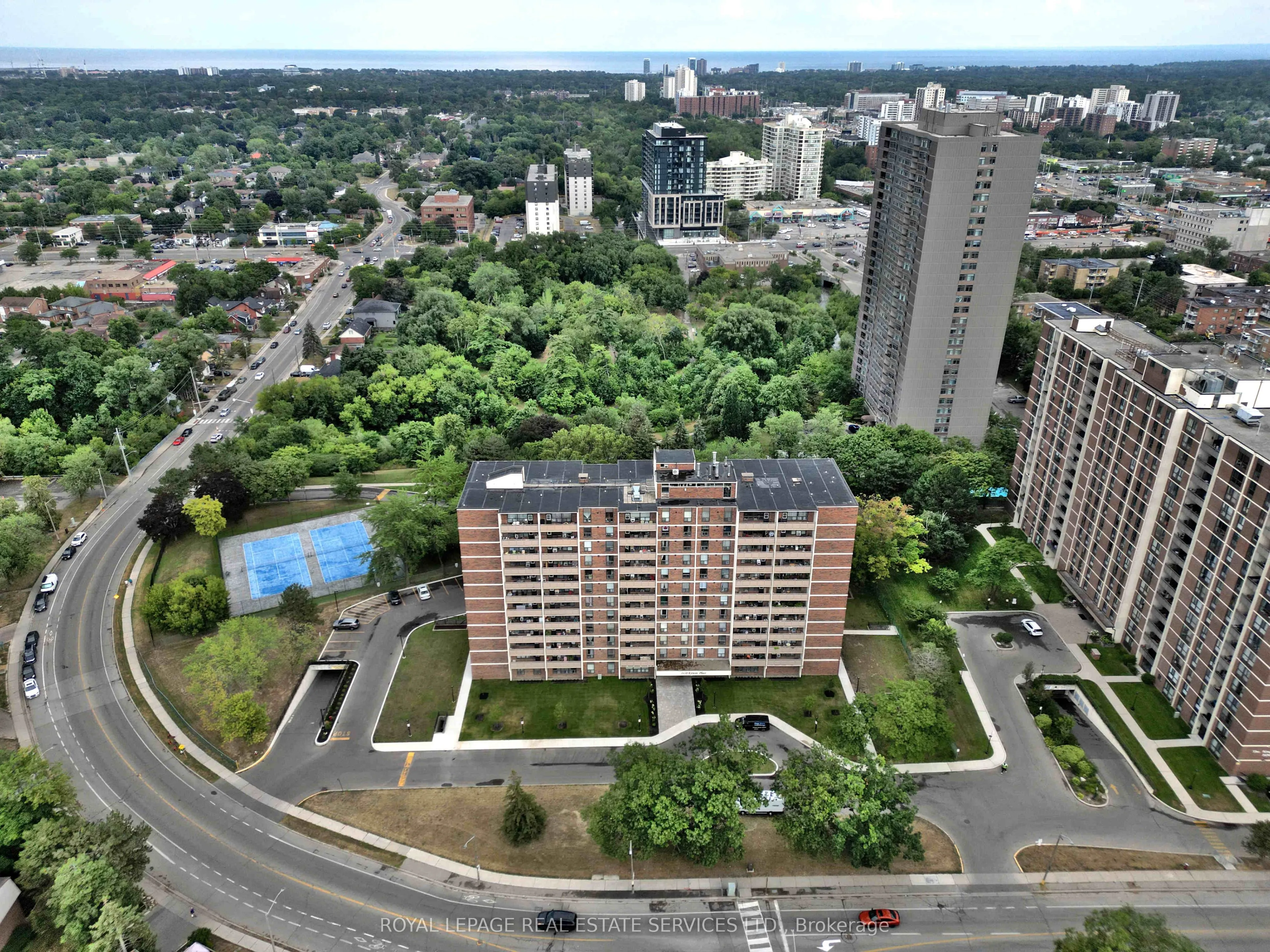 3120 Kirwin Avenue #1109