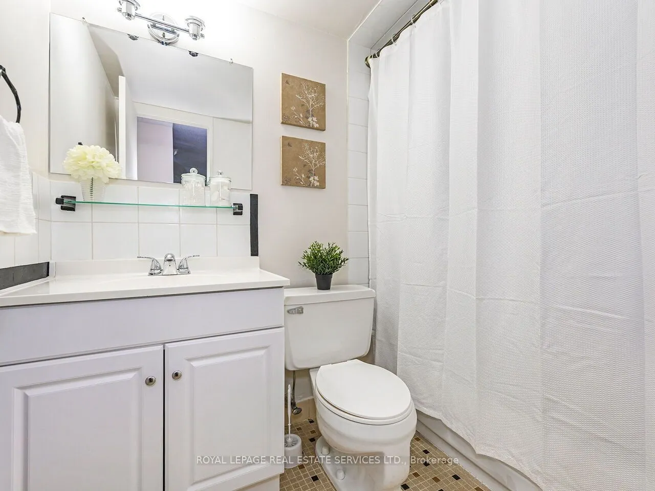3120 Kirwin Avenue #1109