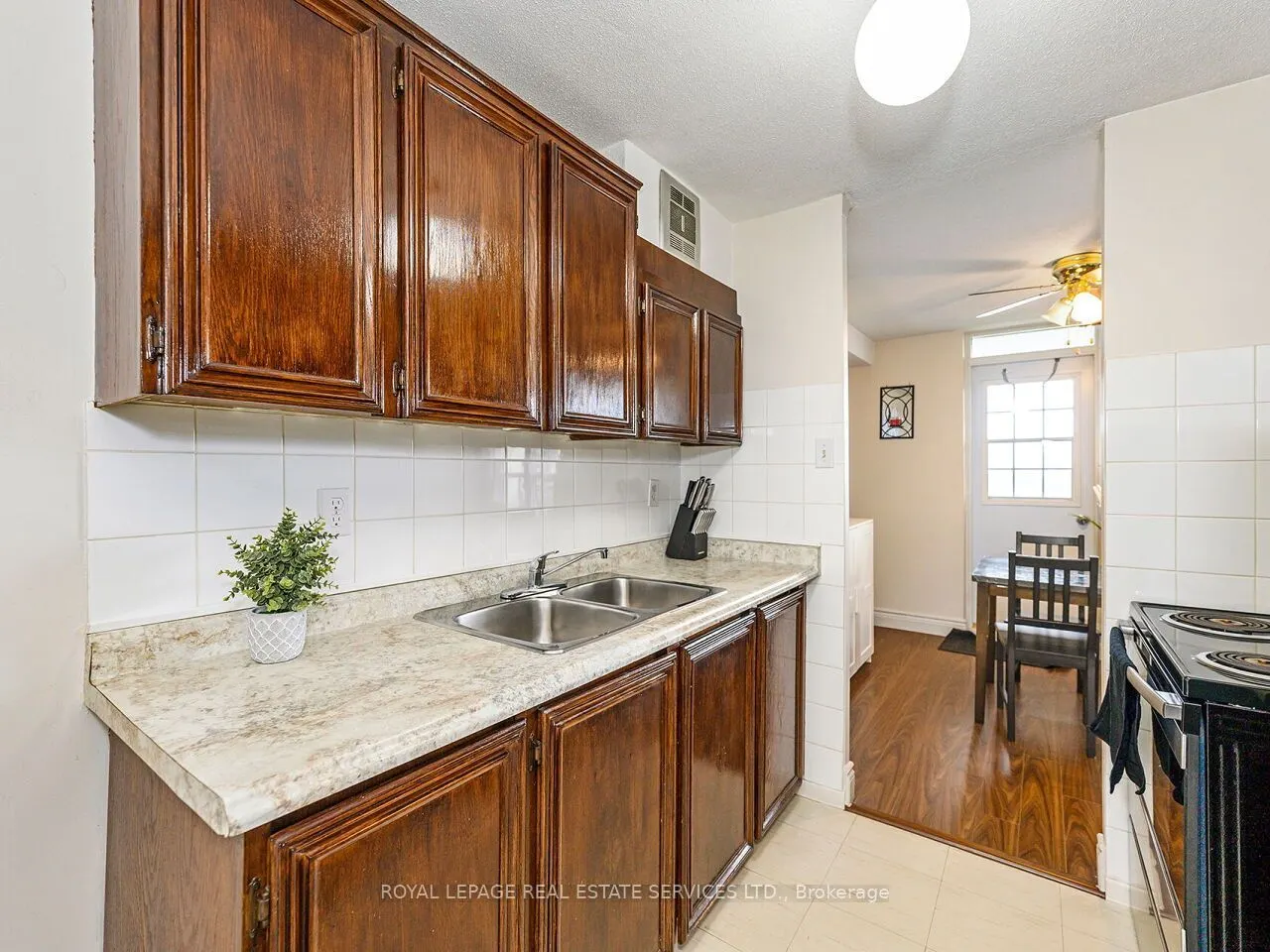 3120 Kirwin Avenue #1109