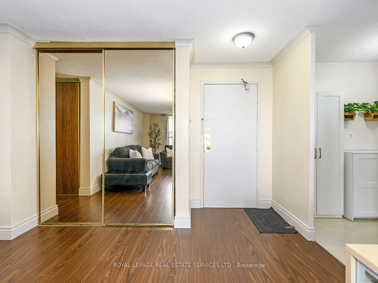 3120 Kirwin Avenue #1109