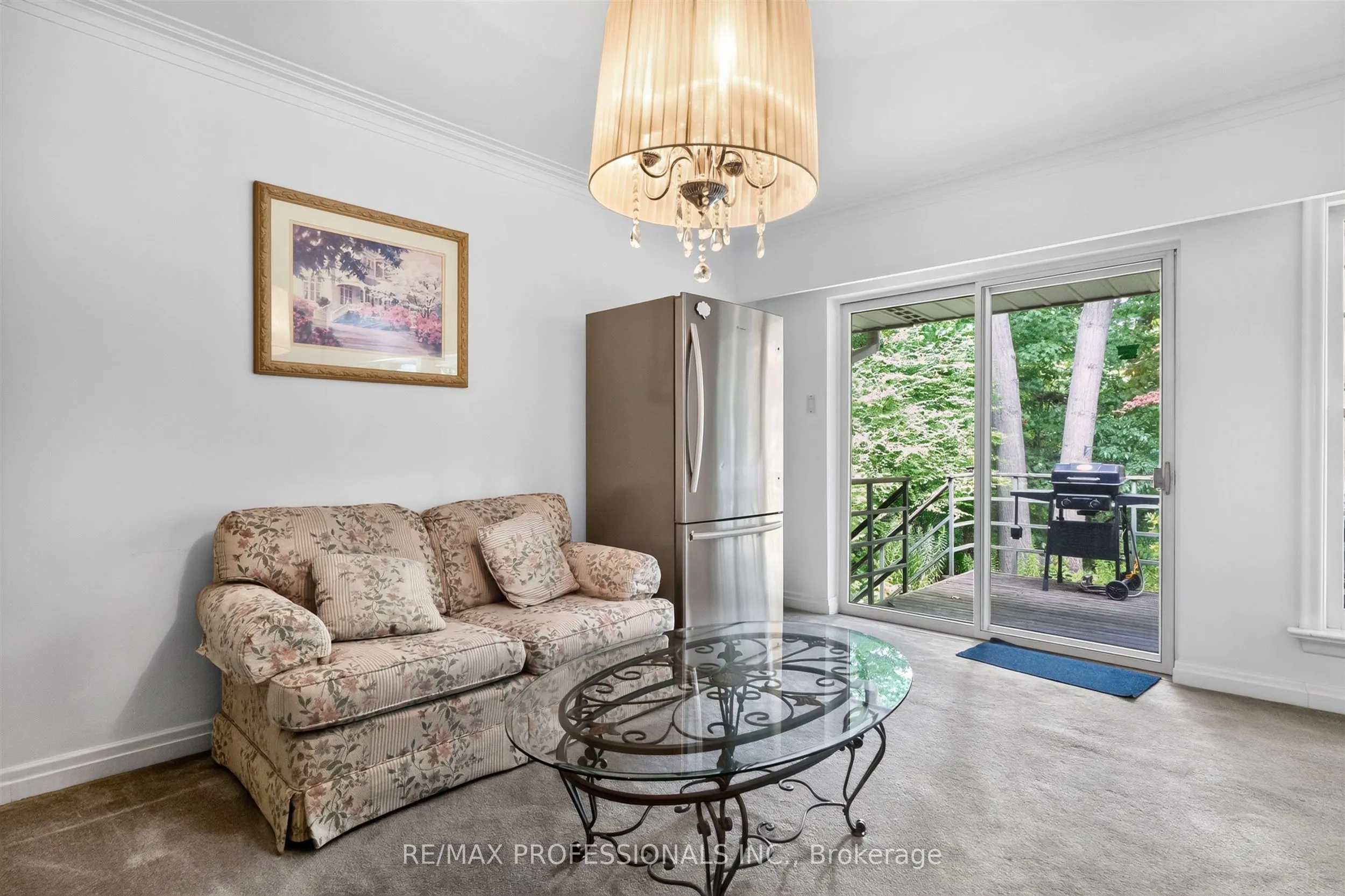 89 Valecrest Drive