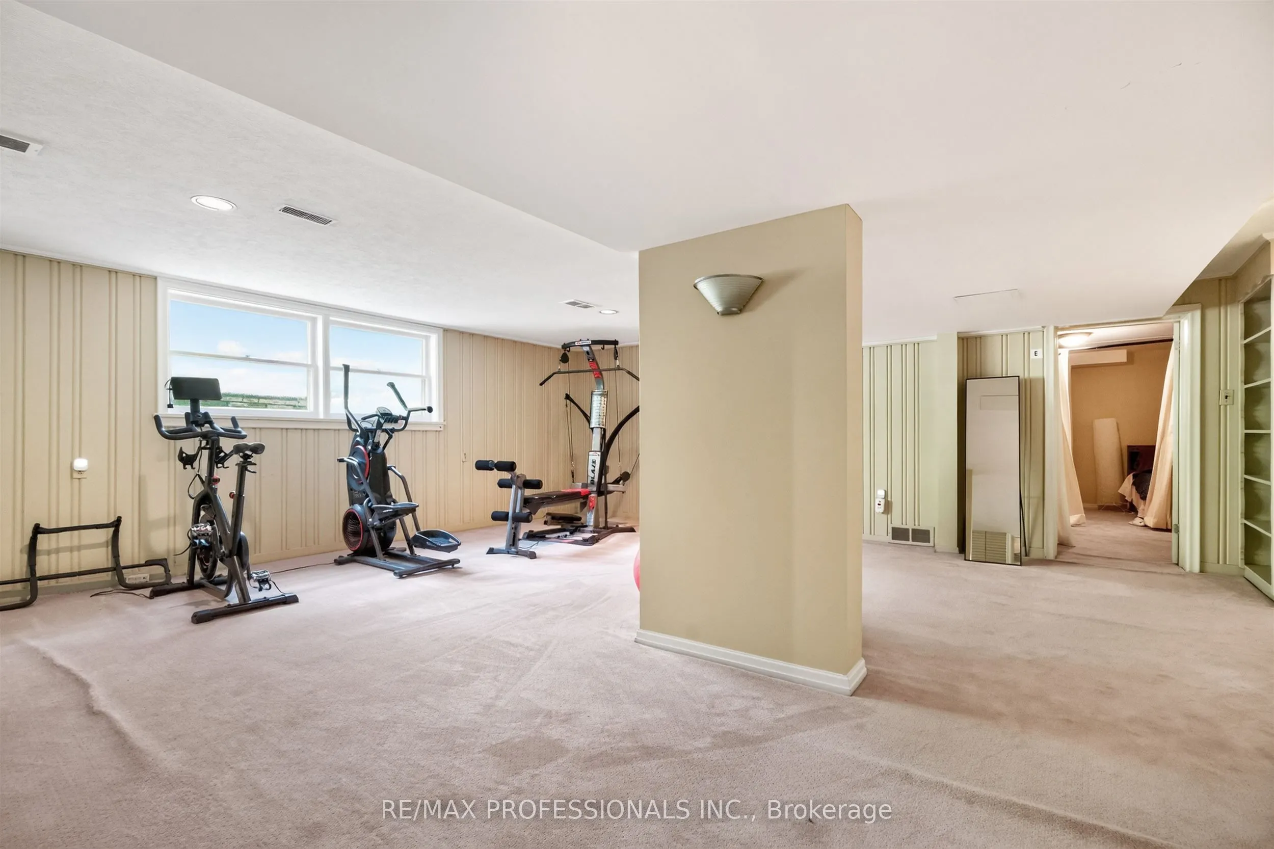 89 Valecrest Drive