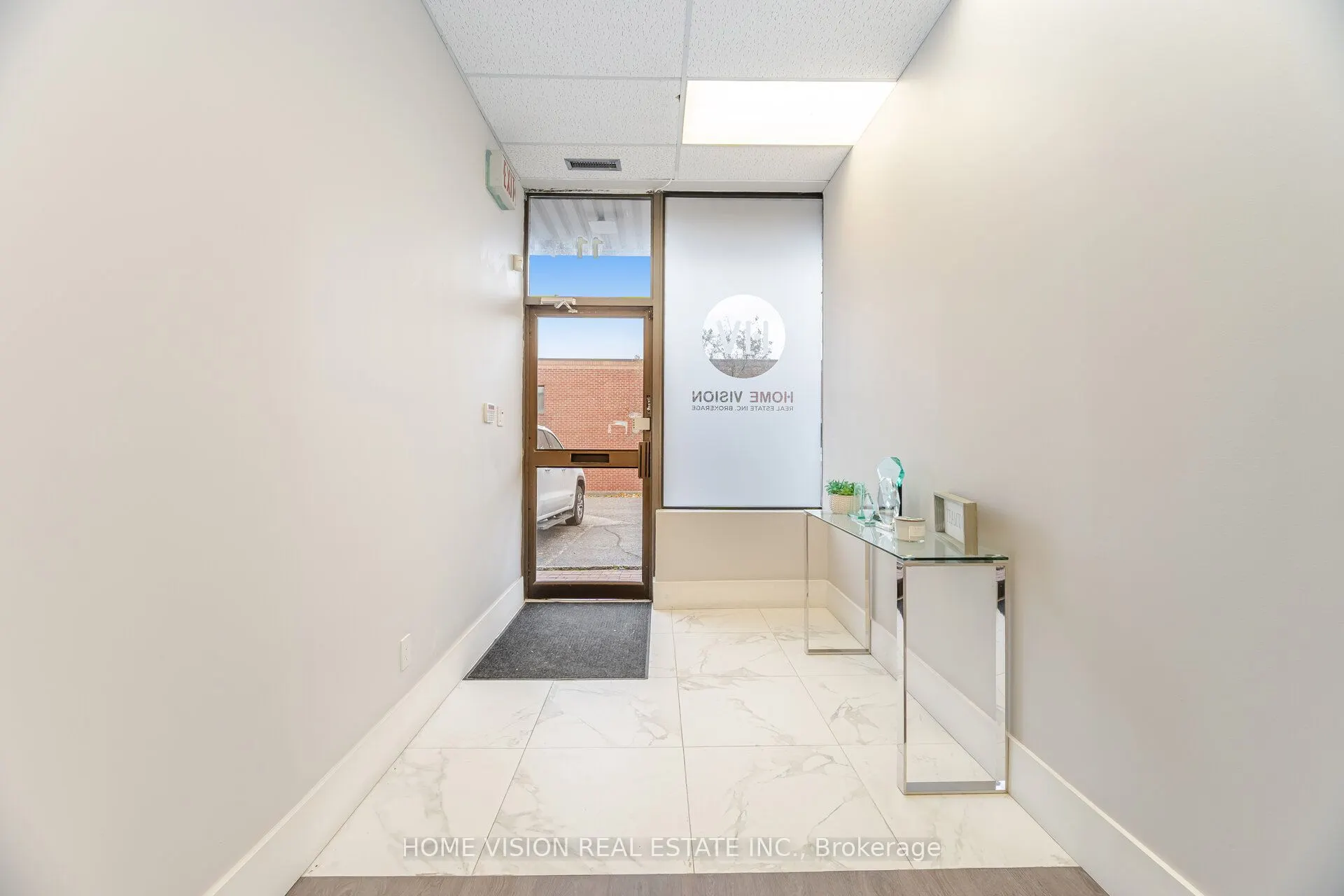 315 Traders Boulevard E #11