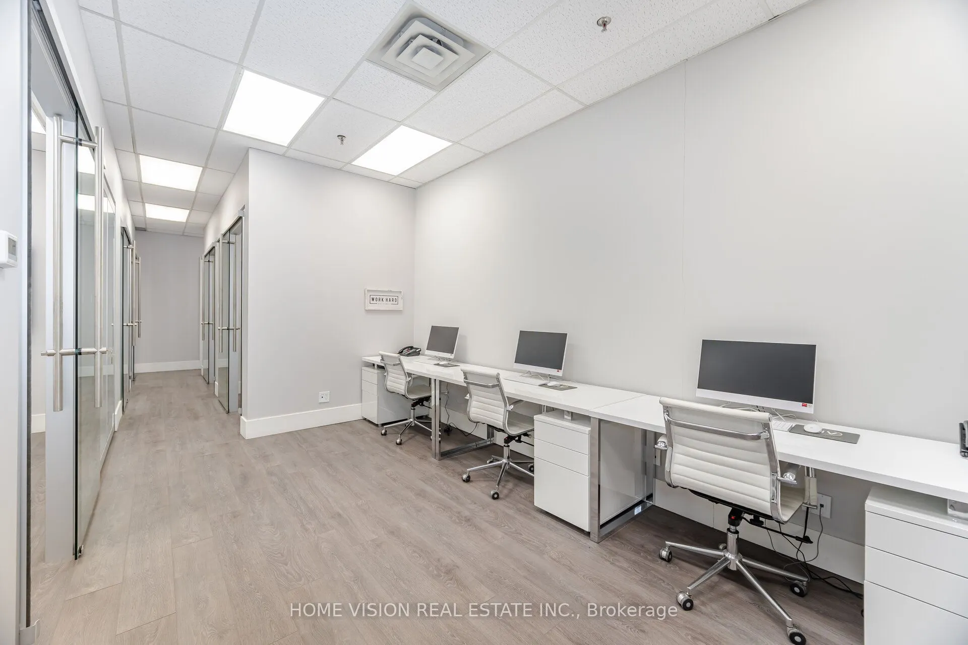 315 Traders Boulevard E #11