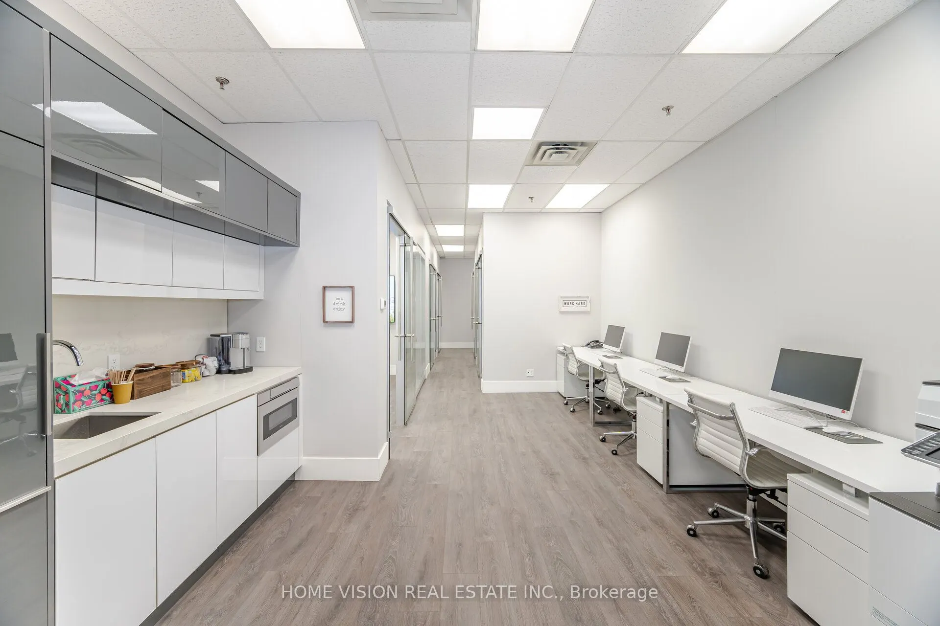 315 Traders Boulevard E #11