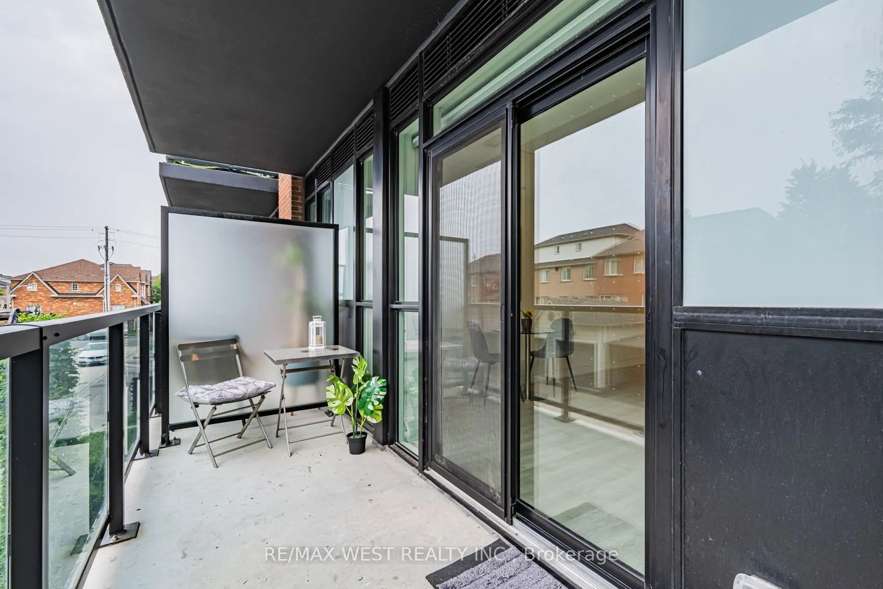 2300 St Clair Avenue W #211