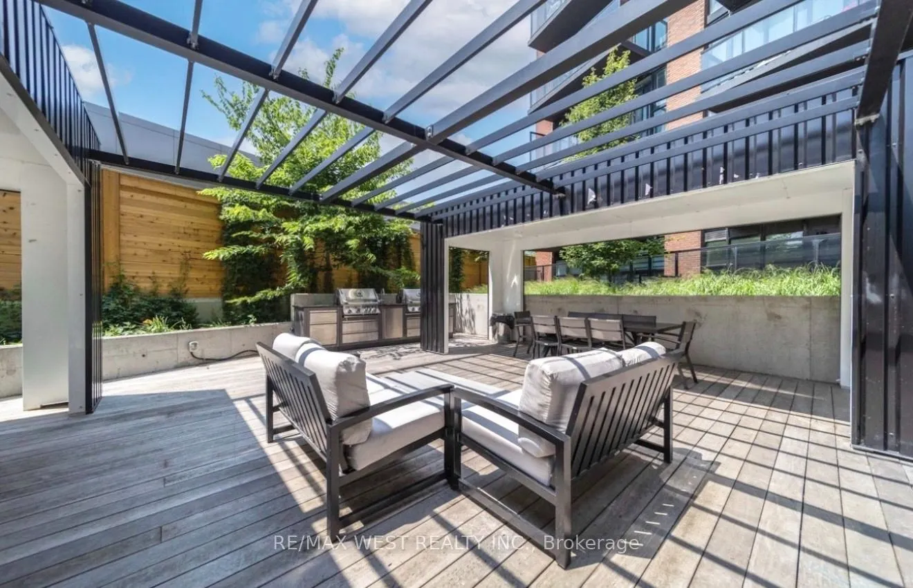 2300 St Clair Avenue W #211