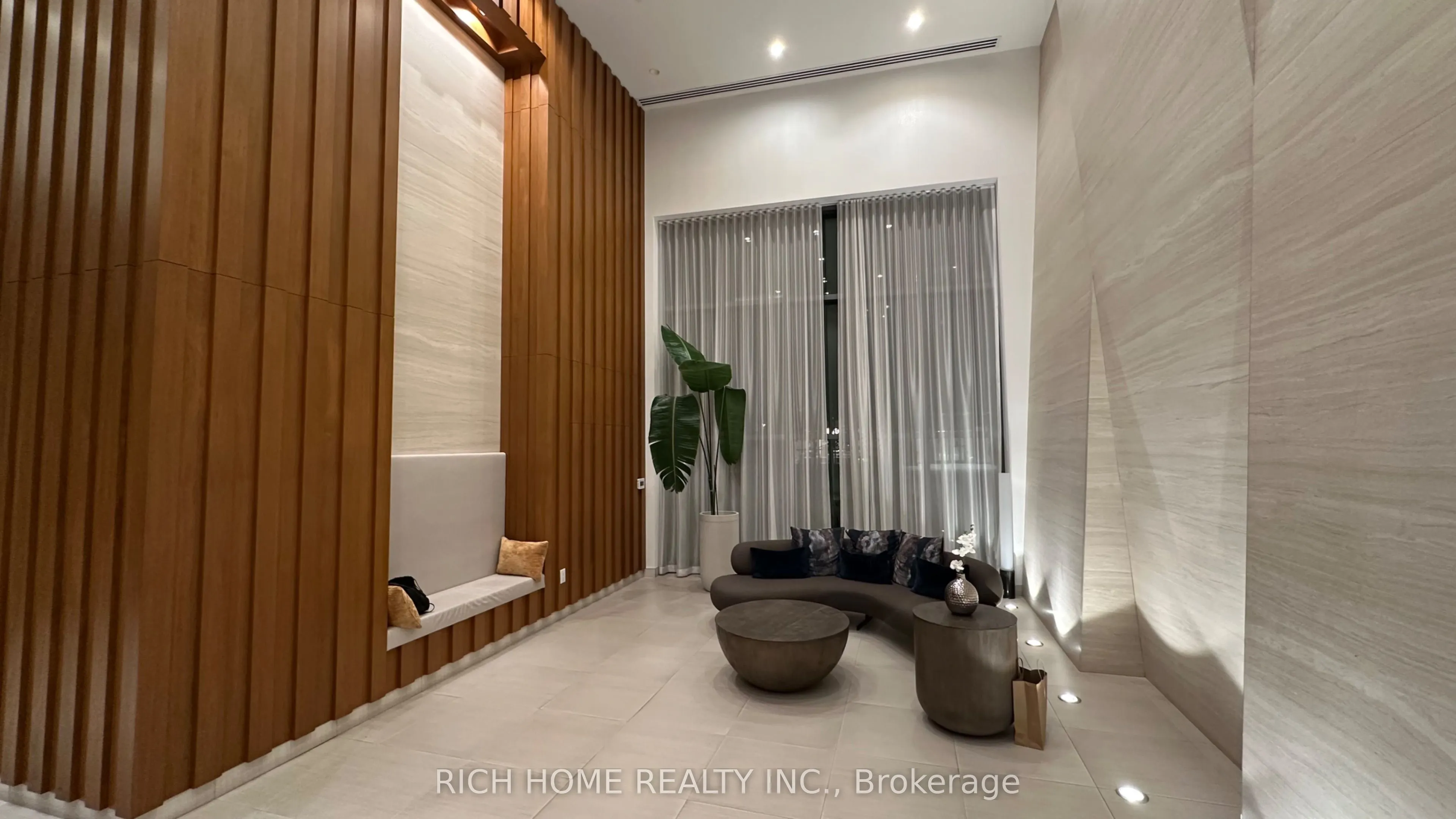 70 Annie craig Drive #1506